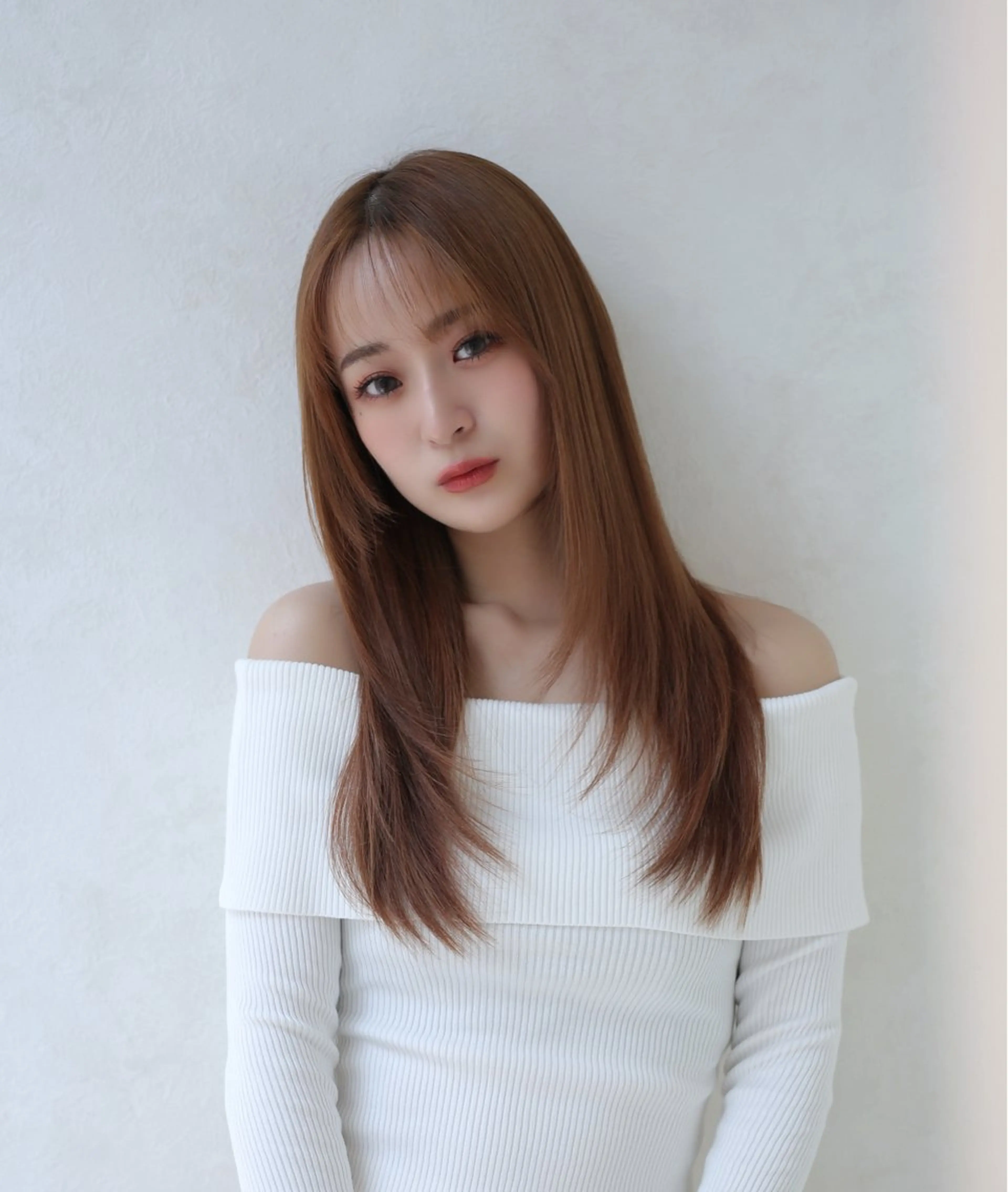 ロング 顔まわりレイヤー 顔周りカット レイヤーカット inity　杉本 美羽のヘアスタイル