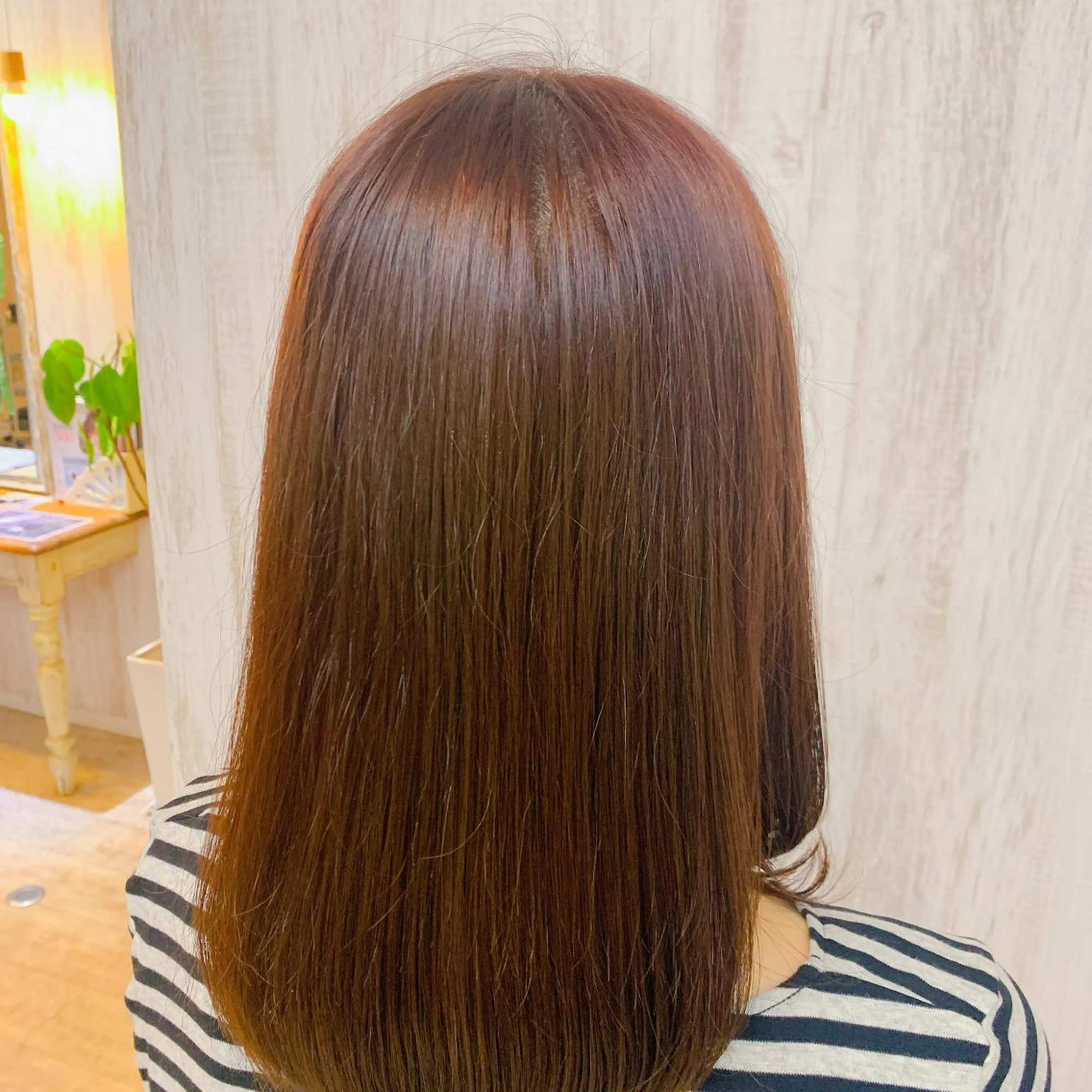カラー 古澤 あかねのヘアスタイル