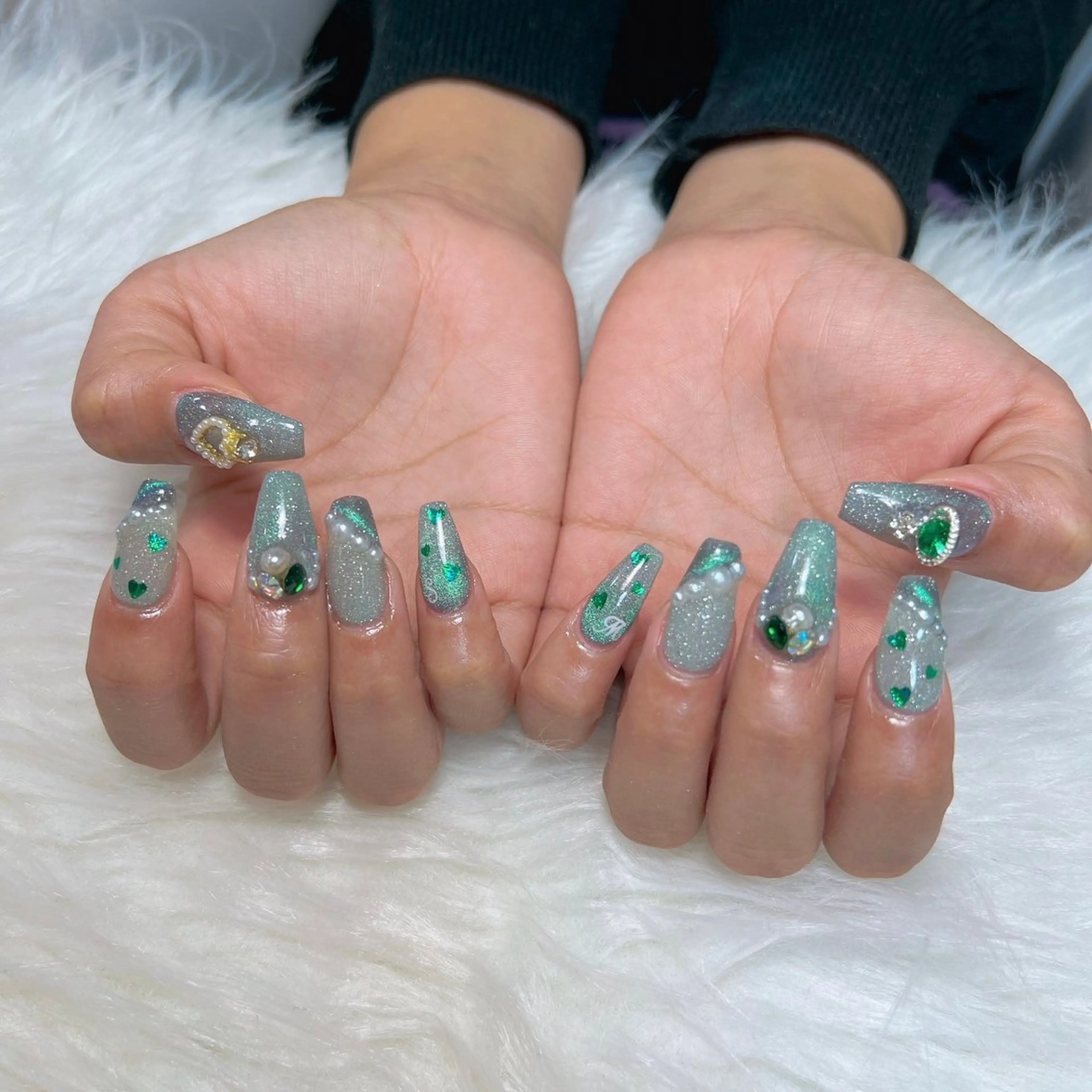 ネイル C ✨Mのネイルデザイン