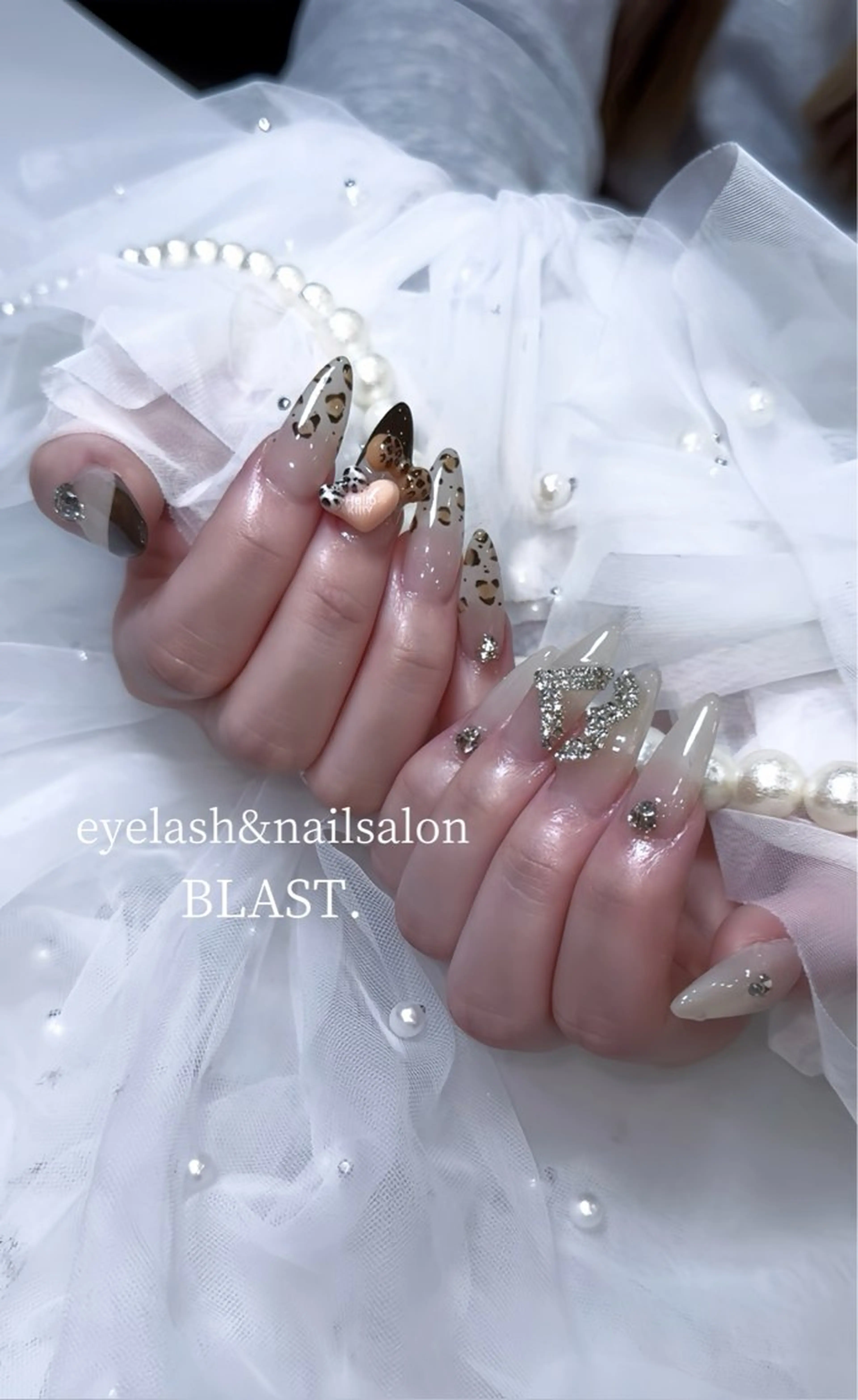 ネイル ハンドネイル BLAST. RAIKAのネイルデザイン