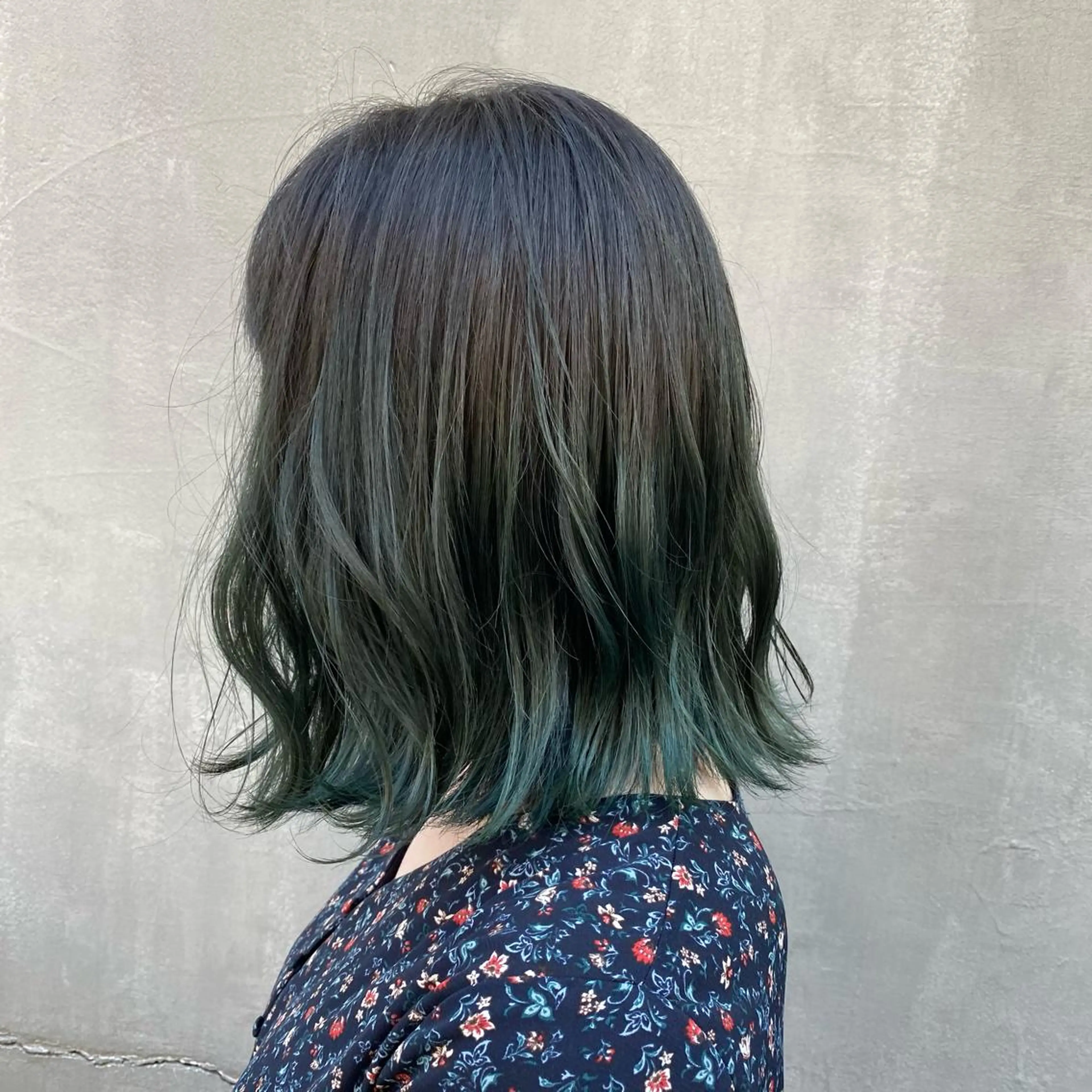 ミディアム カラー ヘアカラー トリートメント 20代、30代からの おしゃれ🍃笹岡航太のヘアスタイル