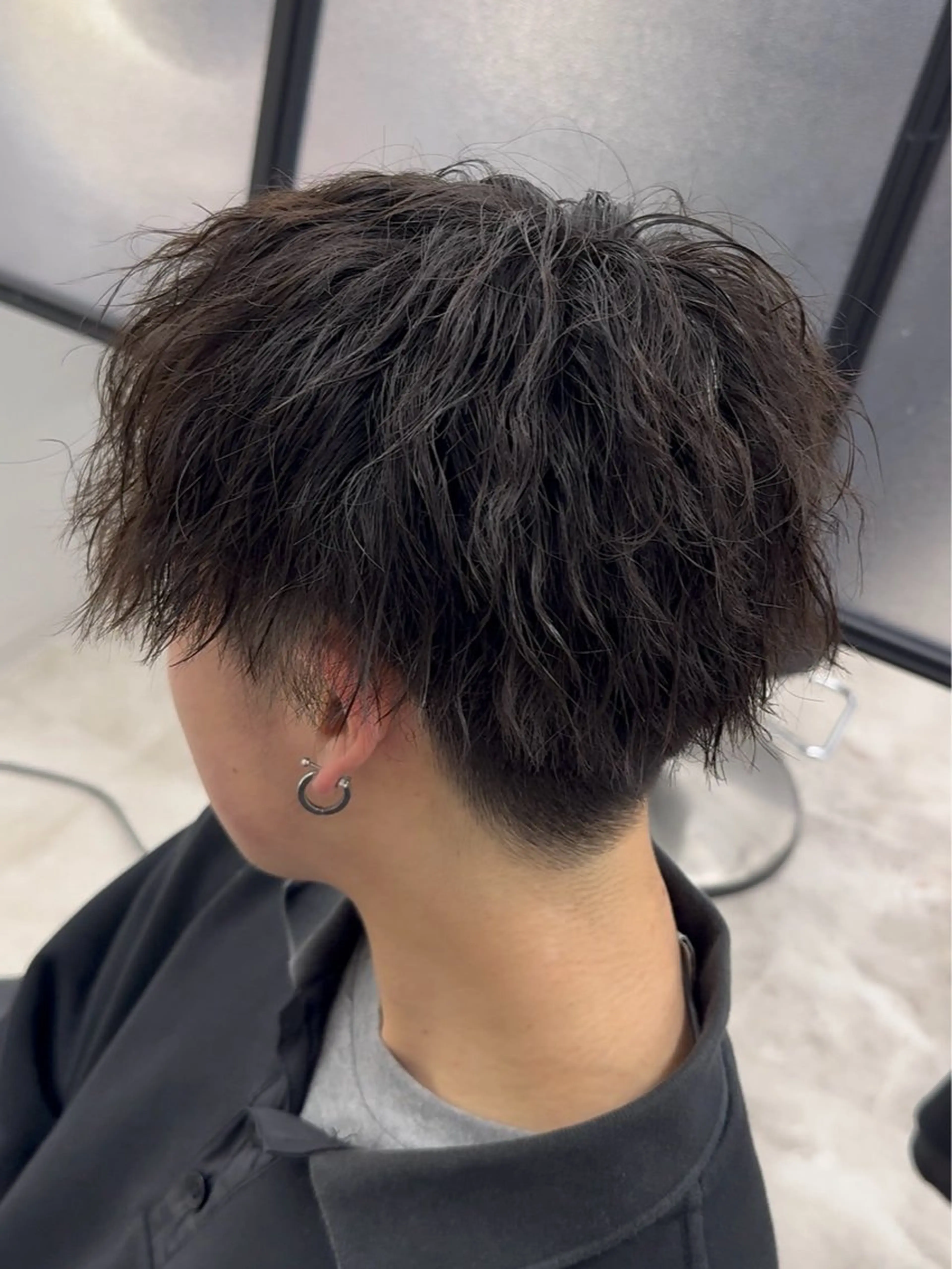 ショート カット パーマ Notoミルクティー グレージュカラーのヘアスタイル