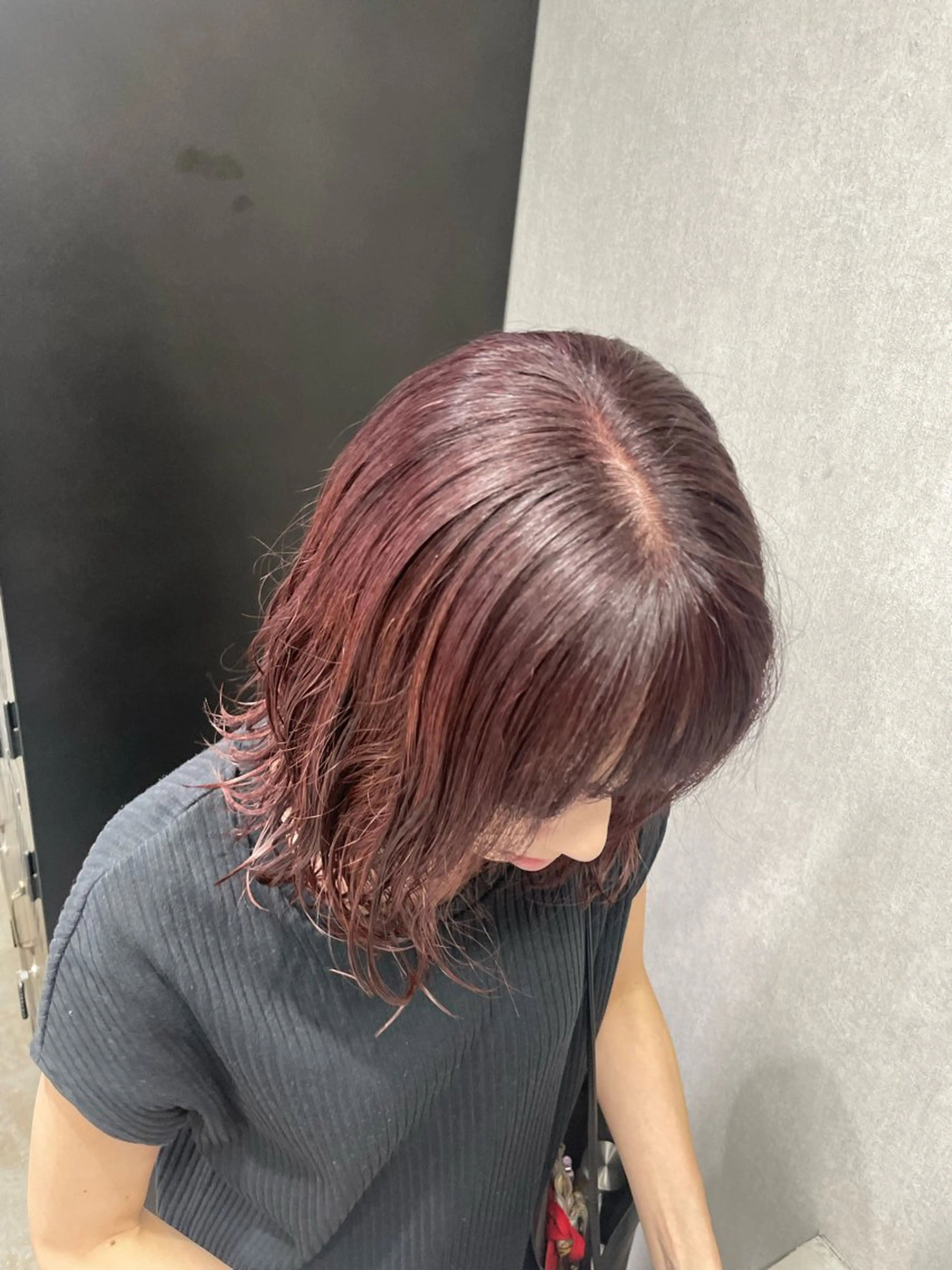 セミロング カラー ベージュカラー イルミナカラー ピンクカラー ピンクベージュ ヘアカラー ブレンバイドット所属・ニュアンスカラー/ 🫧レミ(坊主)のヘアスタイル