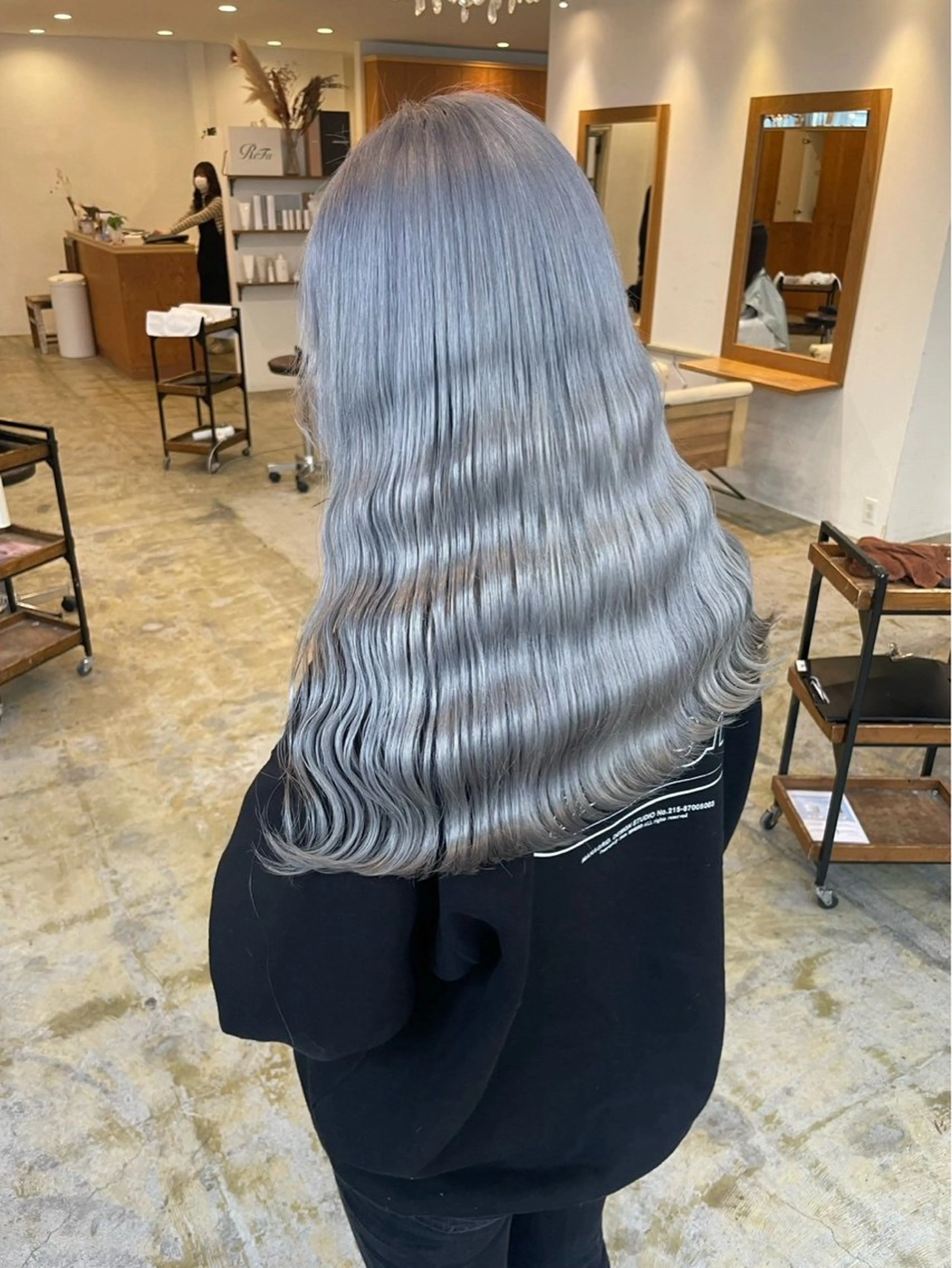 ロング ヘアカラー miyu ハイトーンモデル募集のヘアスタイル