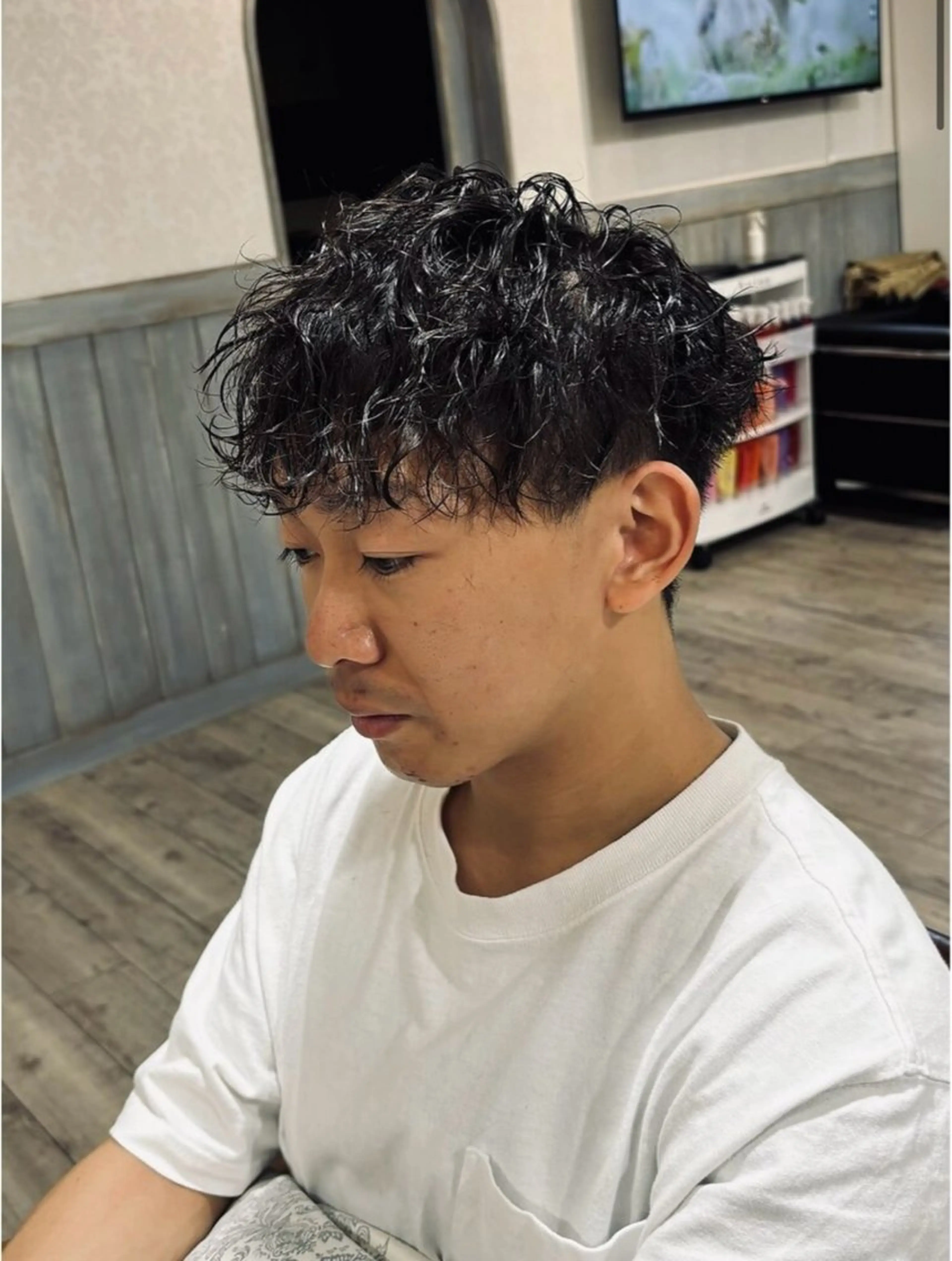 パーマ メンズ メンズパーマ メンズショート ツイストスパイラルパーマ 波巻きパーマ スパイラルパーマ カット パーマ フェザーパーマ/短髪 /メンズカット/保立のヘアスタイル