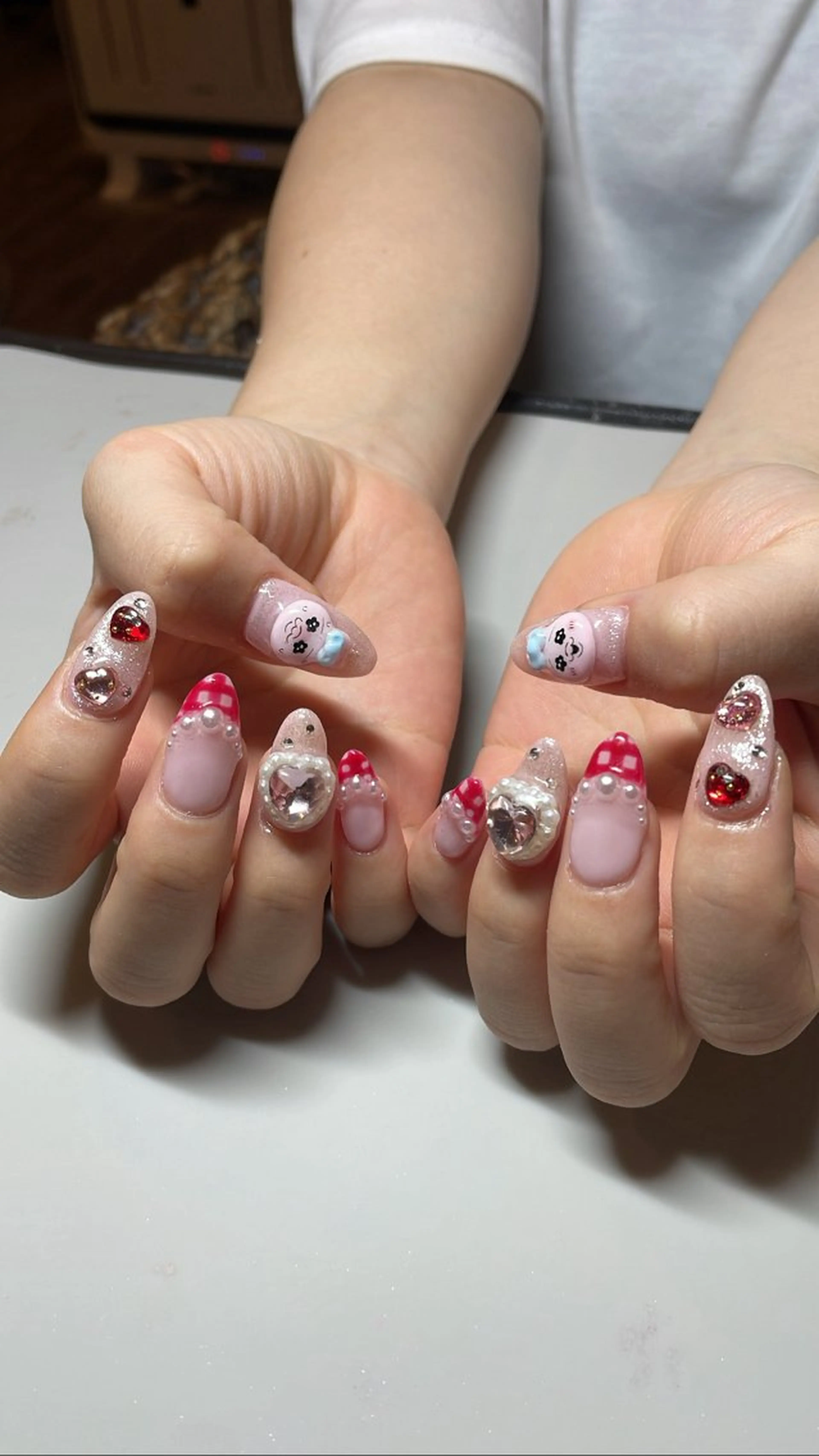 ネイル ハンドネイル オーロラ所属・YUI nailのネイルデザイン