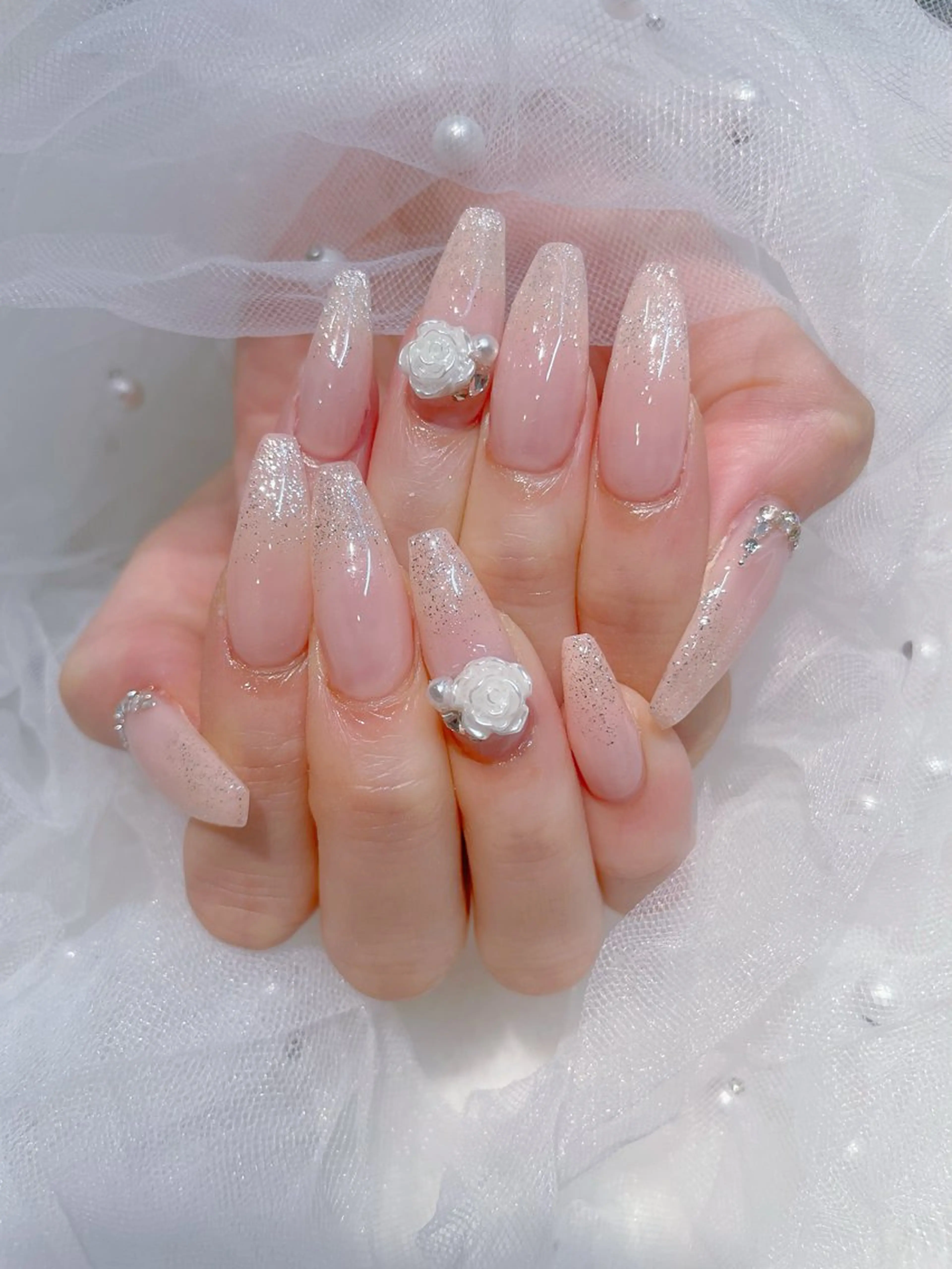 ネイル シンプルネイル I-nail Moeのネイルデザイン