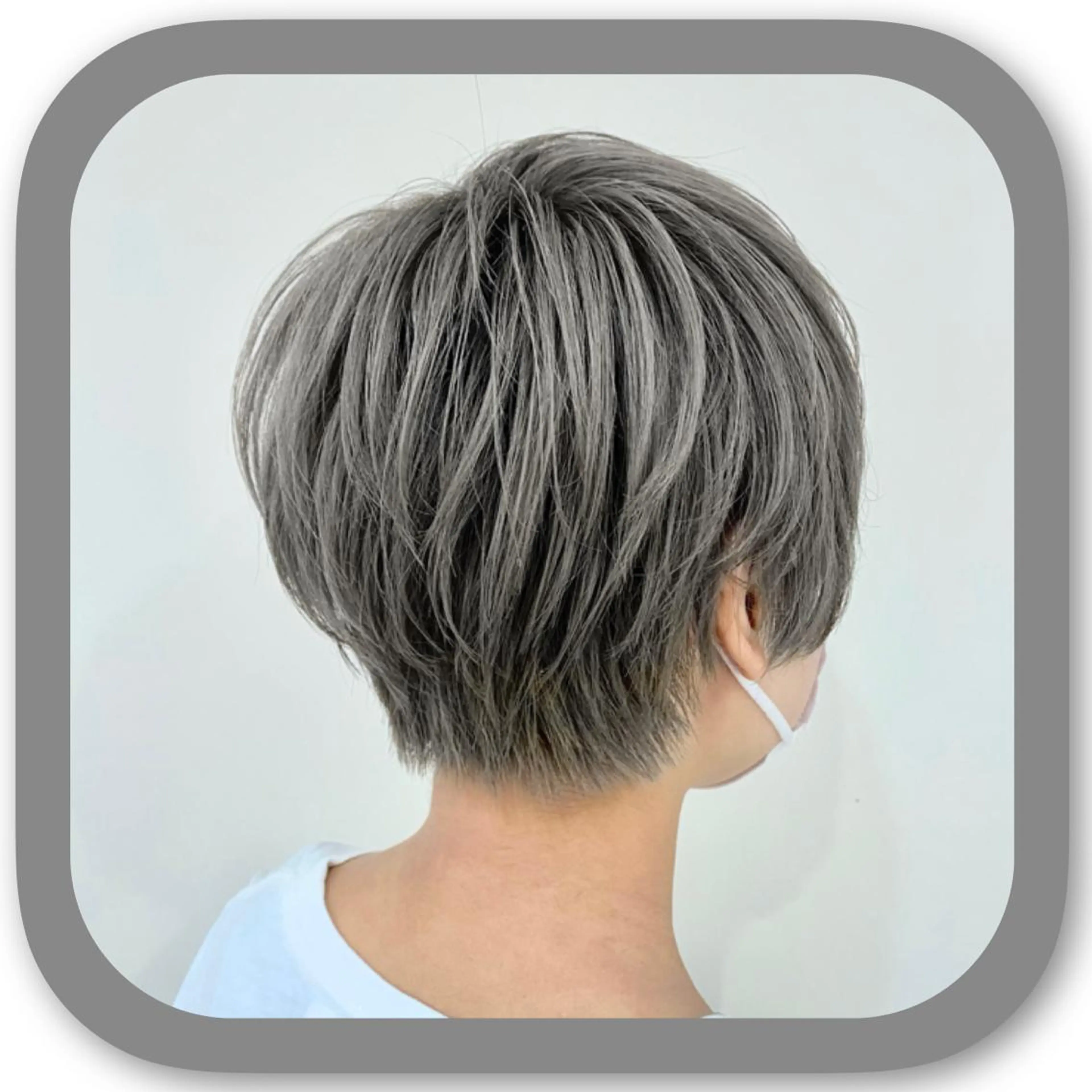 ショート アッシュ ボブ 髪質改善 レイヤーカット ショートヘア カット ヘアカラー ショート〜ミディアム 喜多司のヘアスタイル