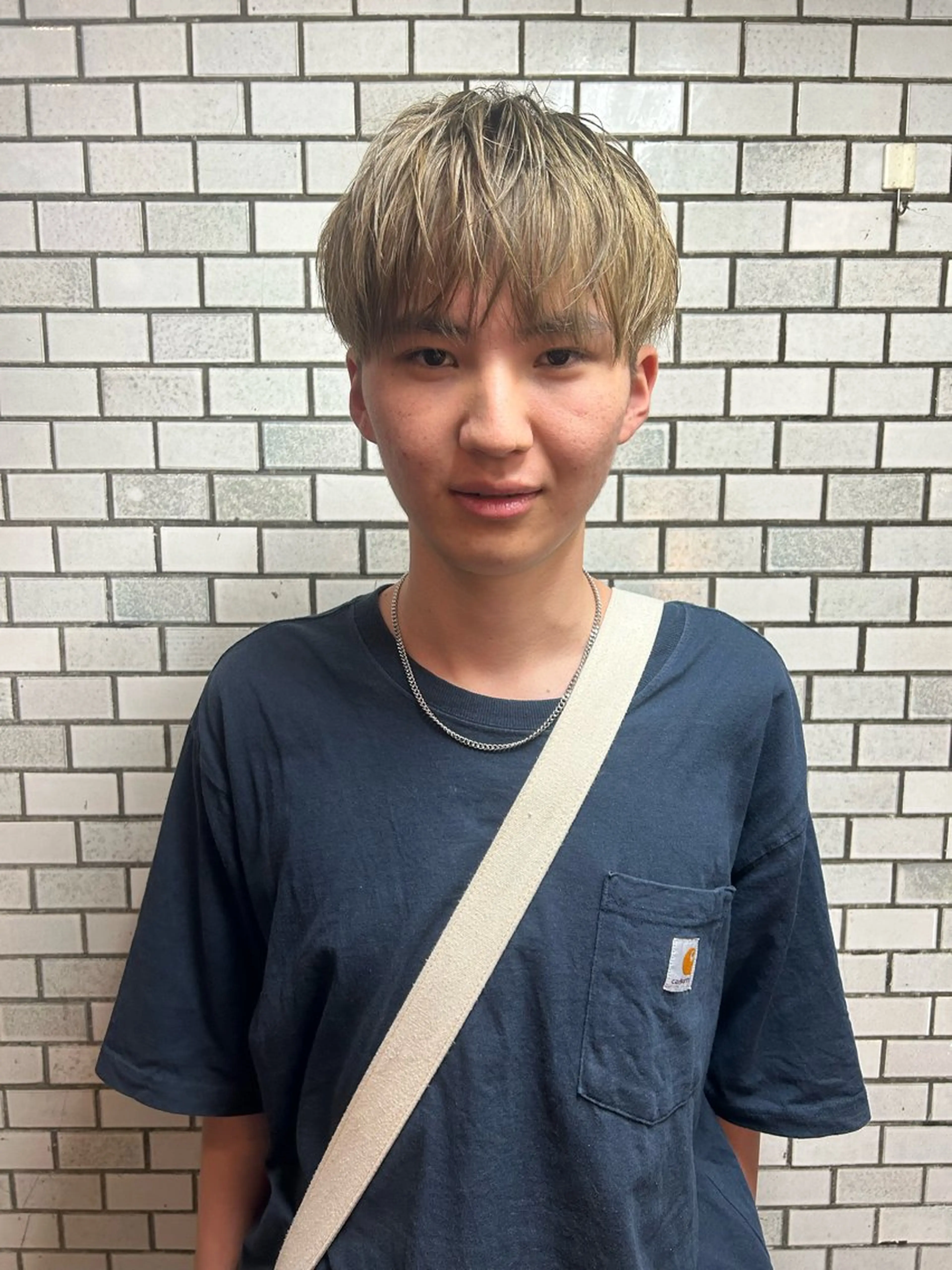 ショート カラー メンズ メンズブリーチ メンズハイライト メンズハイトーン メンズインナーカラー マッシュ charme所属・💈メンズ特化美容師 ✂︎伊藤大輝💈のヘアスタイル