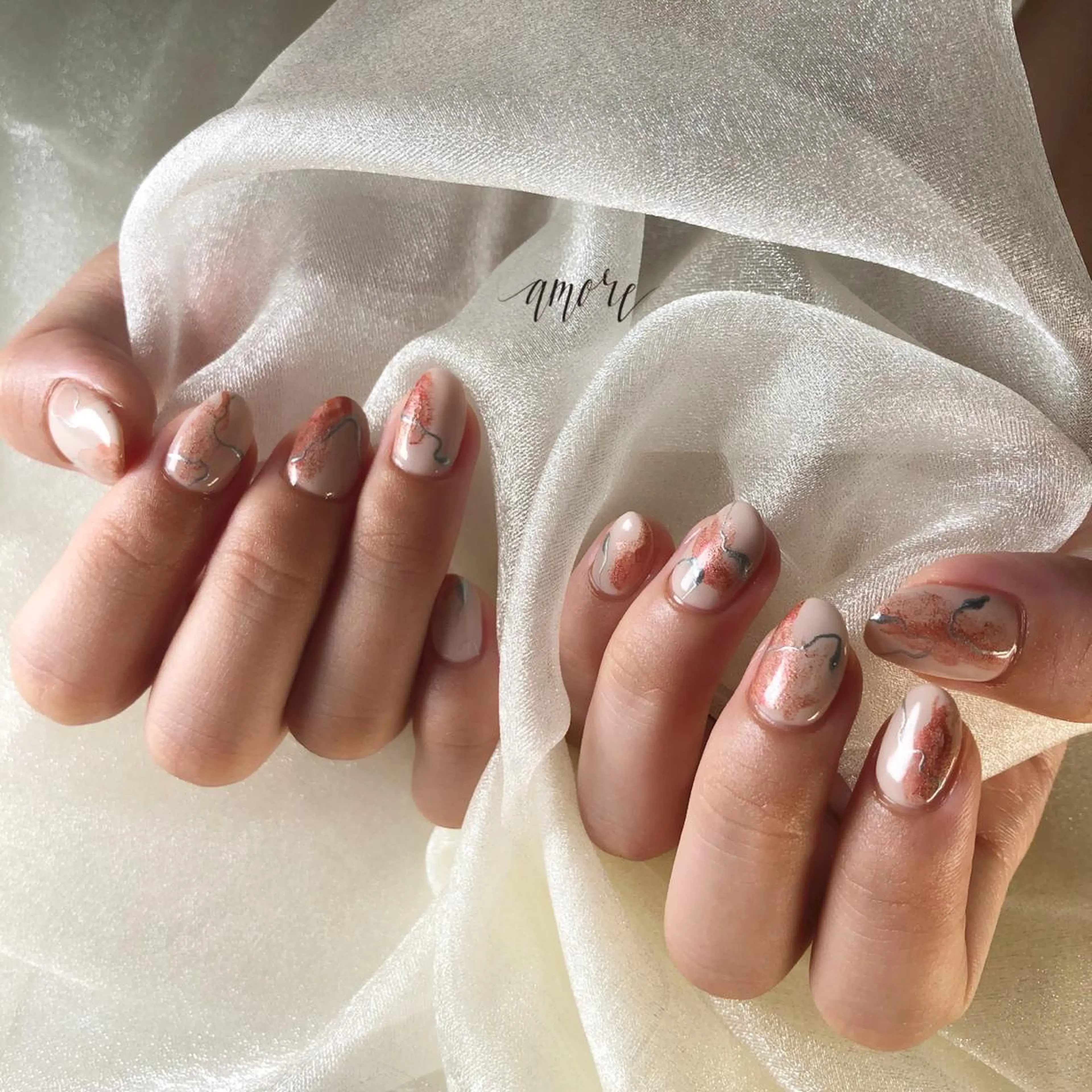 ネイル ジェルネイル 氷ネイル・うるうるネイル マグネットネイル ミラーネイル ニュアンスネイル You kyehwaのネイルデザイン