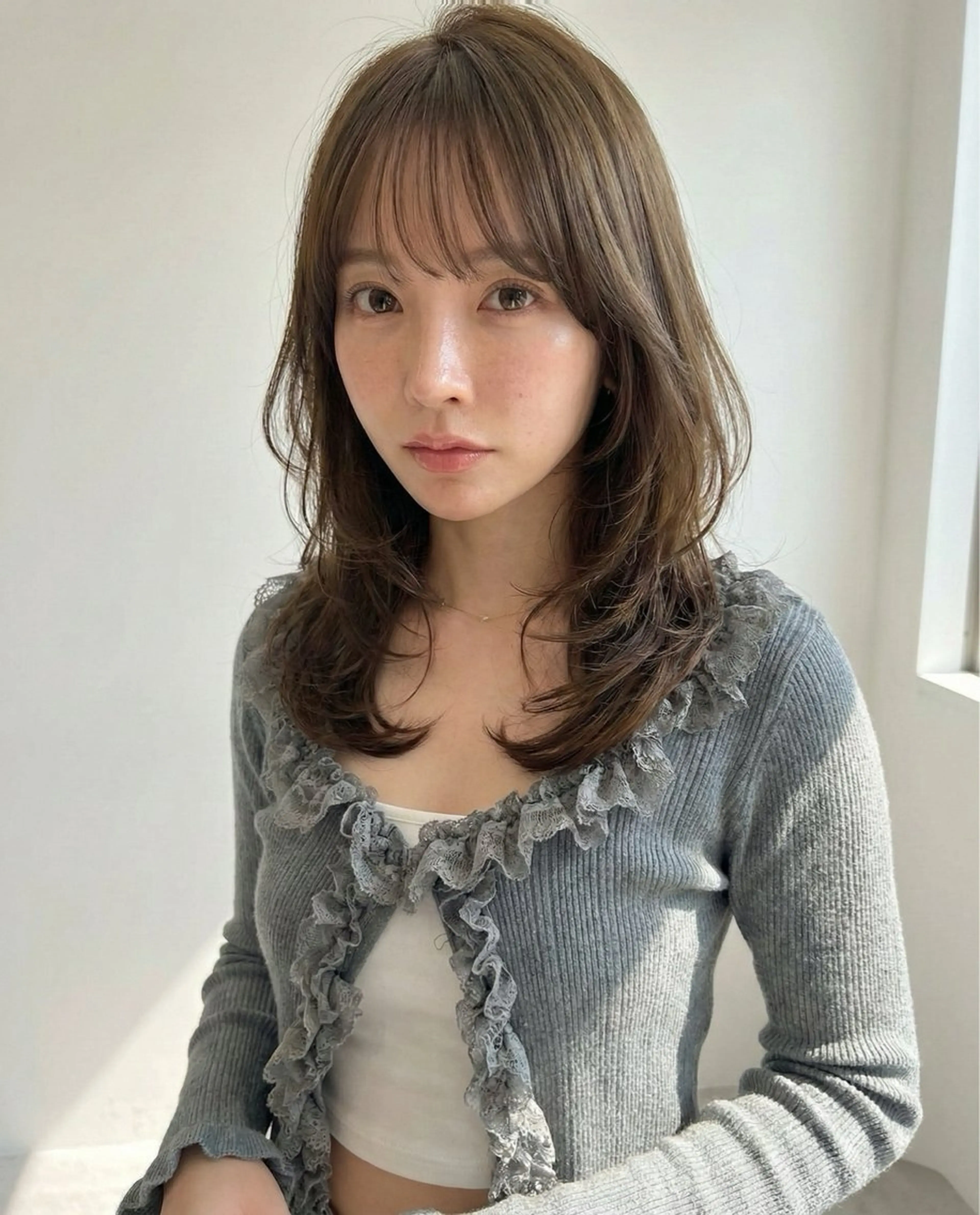 ミディアム ミディアムレイヤー レイヤーカット カット ヘアカラー トリートメント レイヤー/顔周り カット/松岡 祥利のヘアスタイル