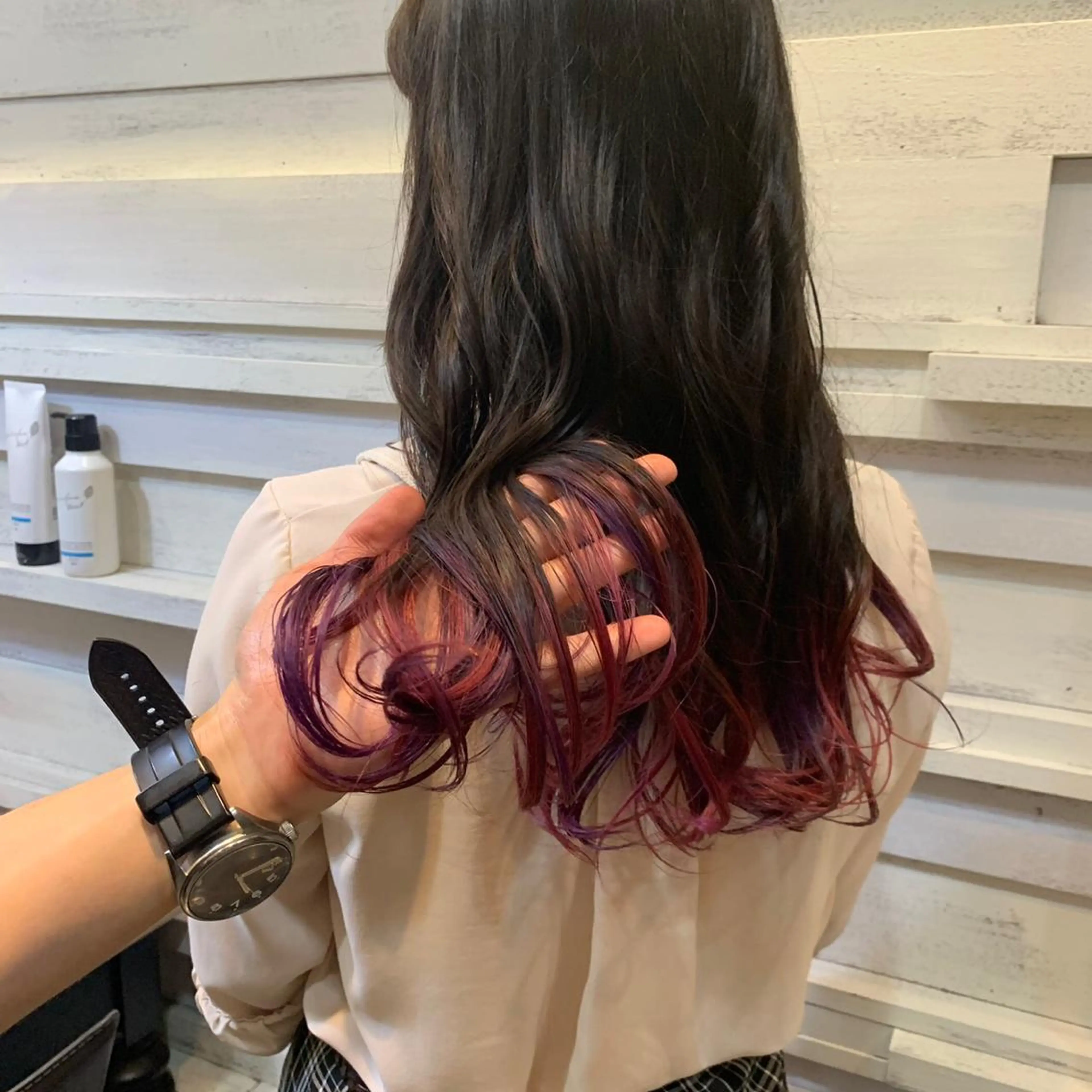 ロング カラー 🌈re-room EIKI🇰🇷のヘアスタイル