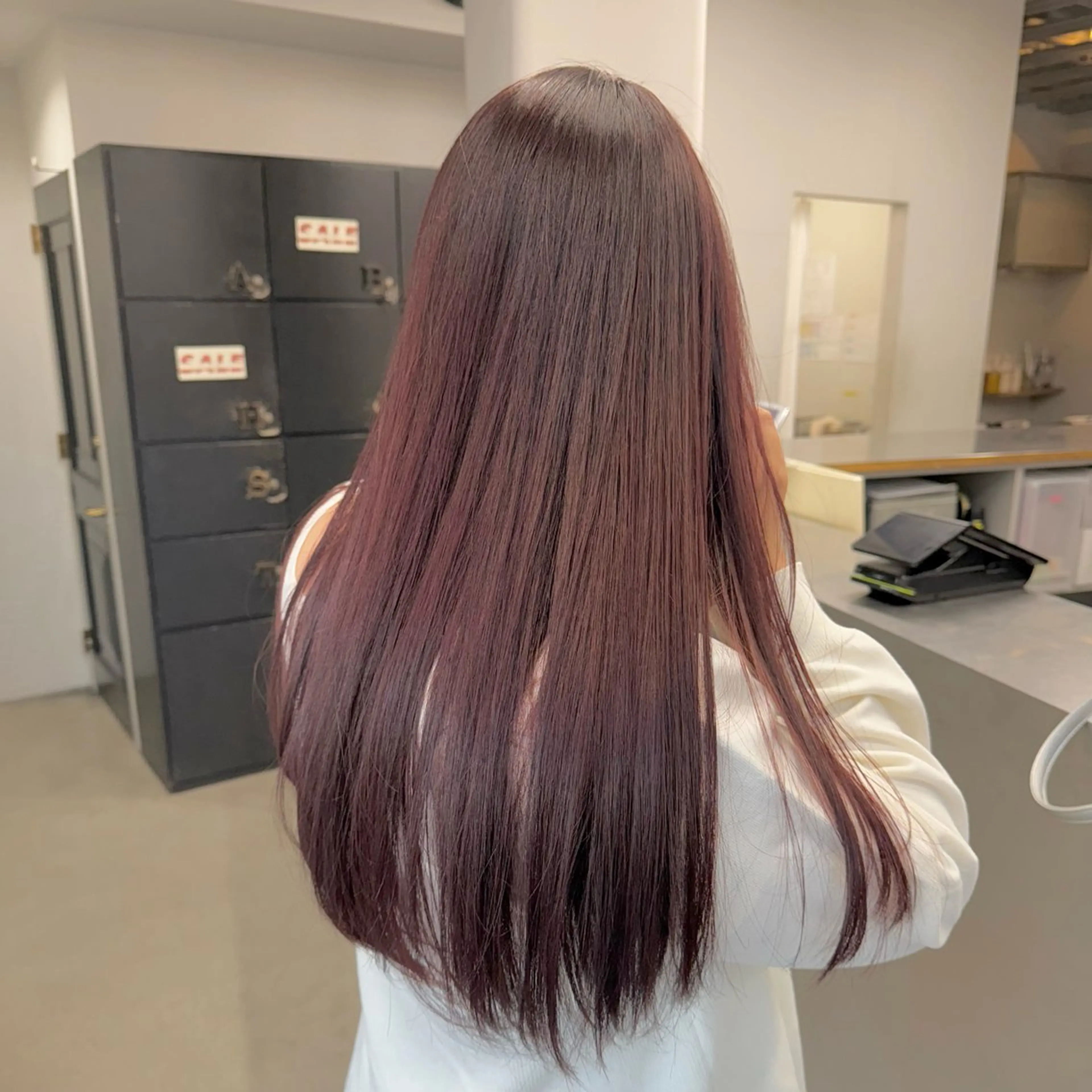 ロング カット ヘアカラー 仲村安葉/暖色 カラー/レイヤーのヘアスタイル