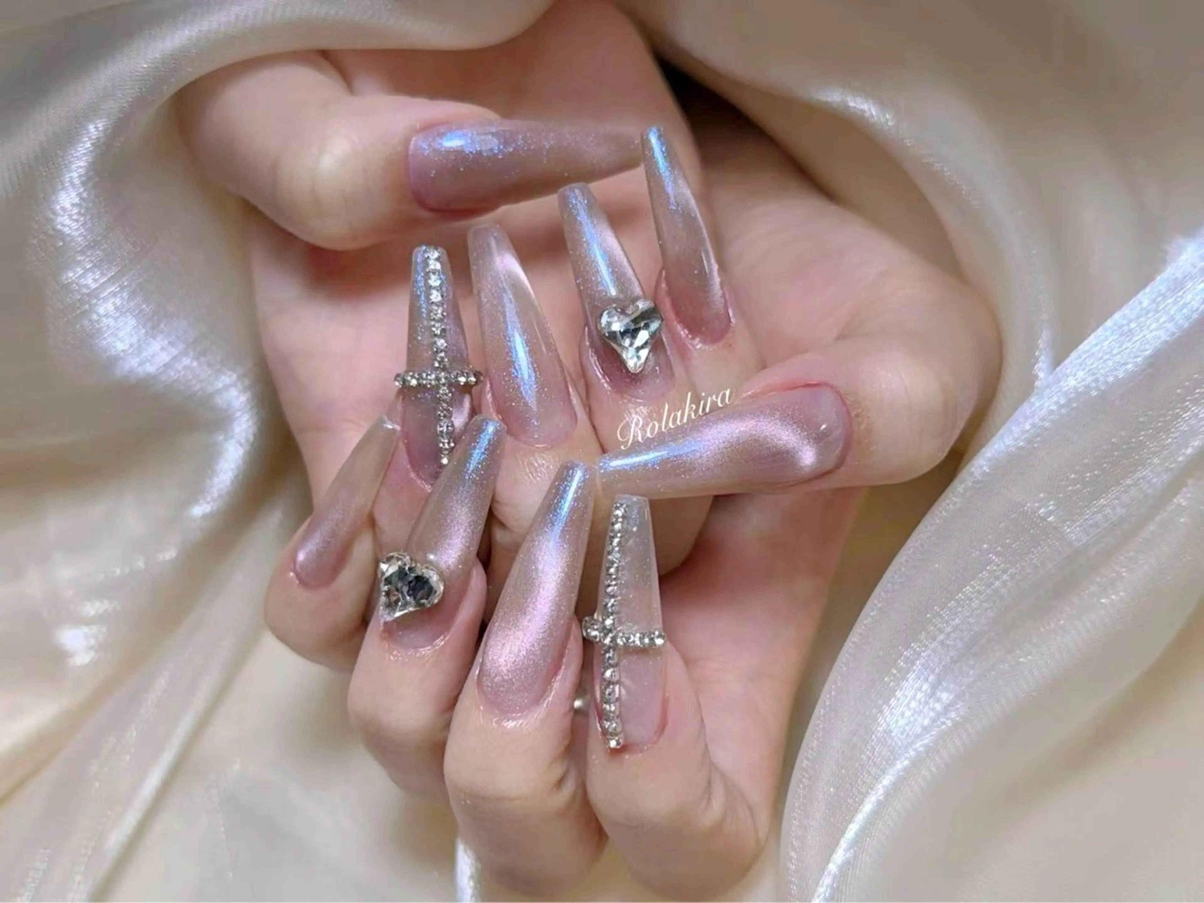 ネイル ハンドネイル Rolakira マニのネイルデザイン