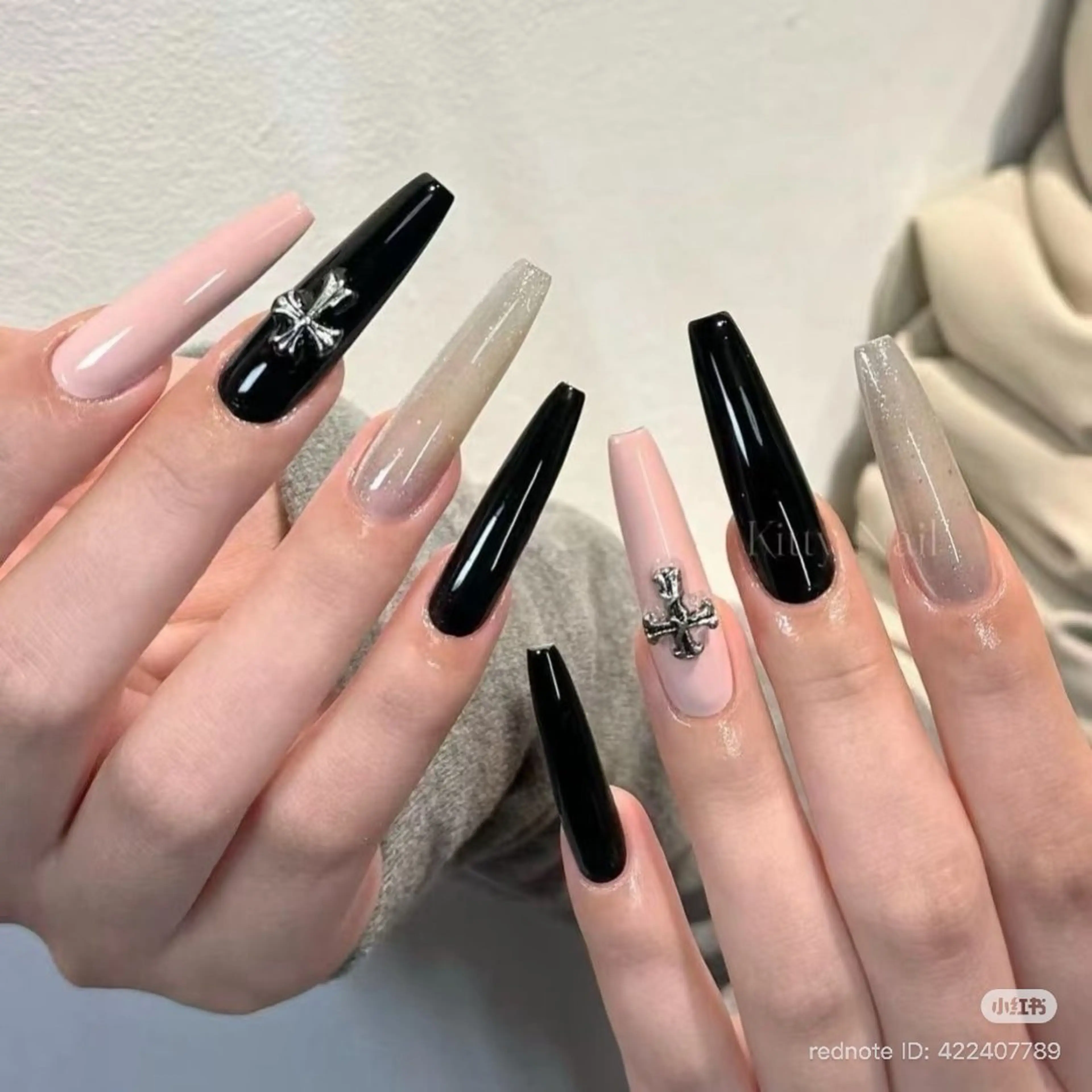 ネイル フレンチネイル キラキラネイル 韓国ネイル シンプルネイル ワンホンネイル ハンドネイル MEI Nailのネイルデザイン
