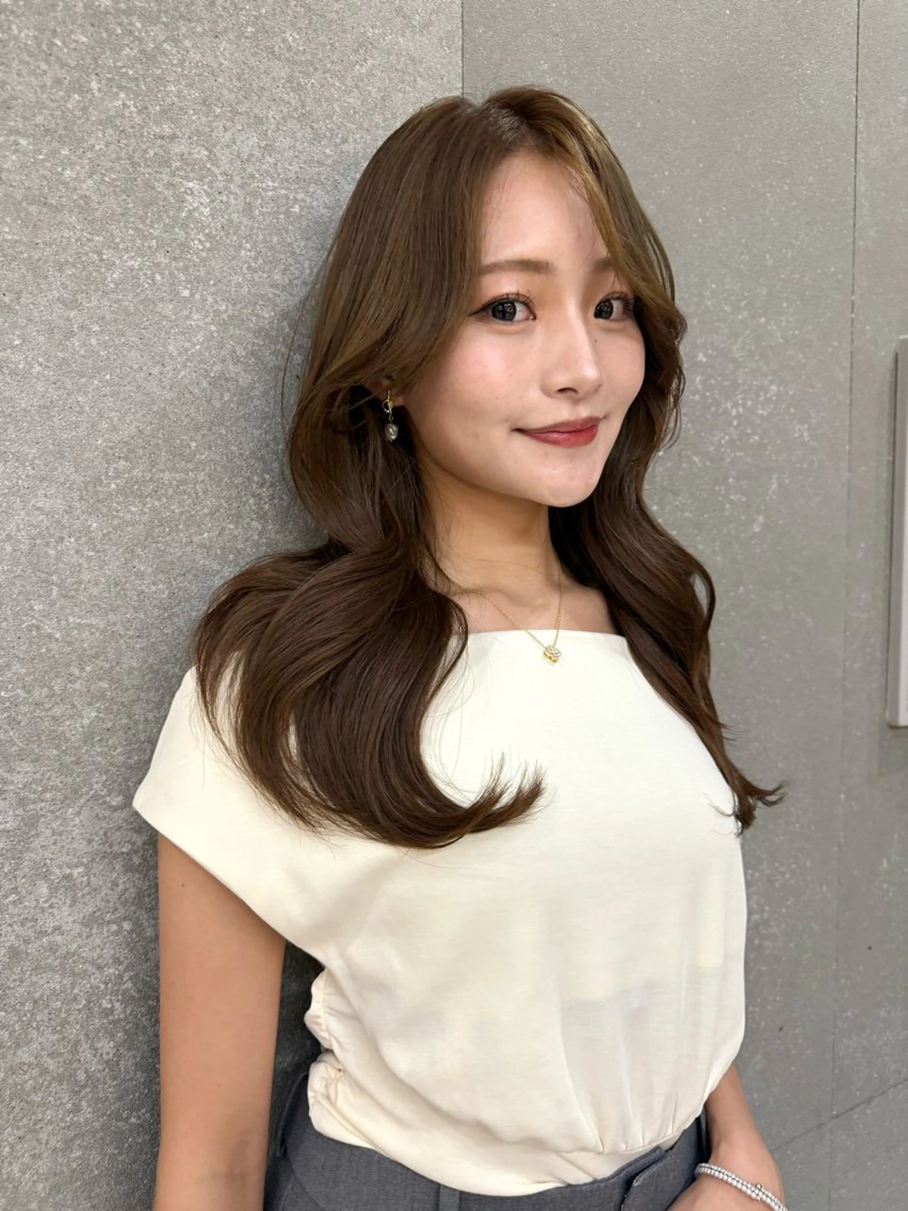 セミロング カット ヘアカラー トリートメント 韓国ヘア/レイヤー/ 縮毛矯正🫧伊勢のヘアスタイル