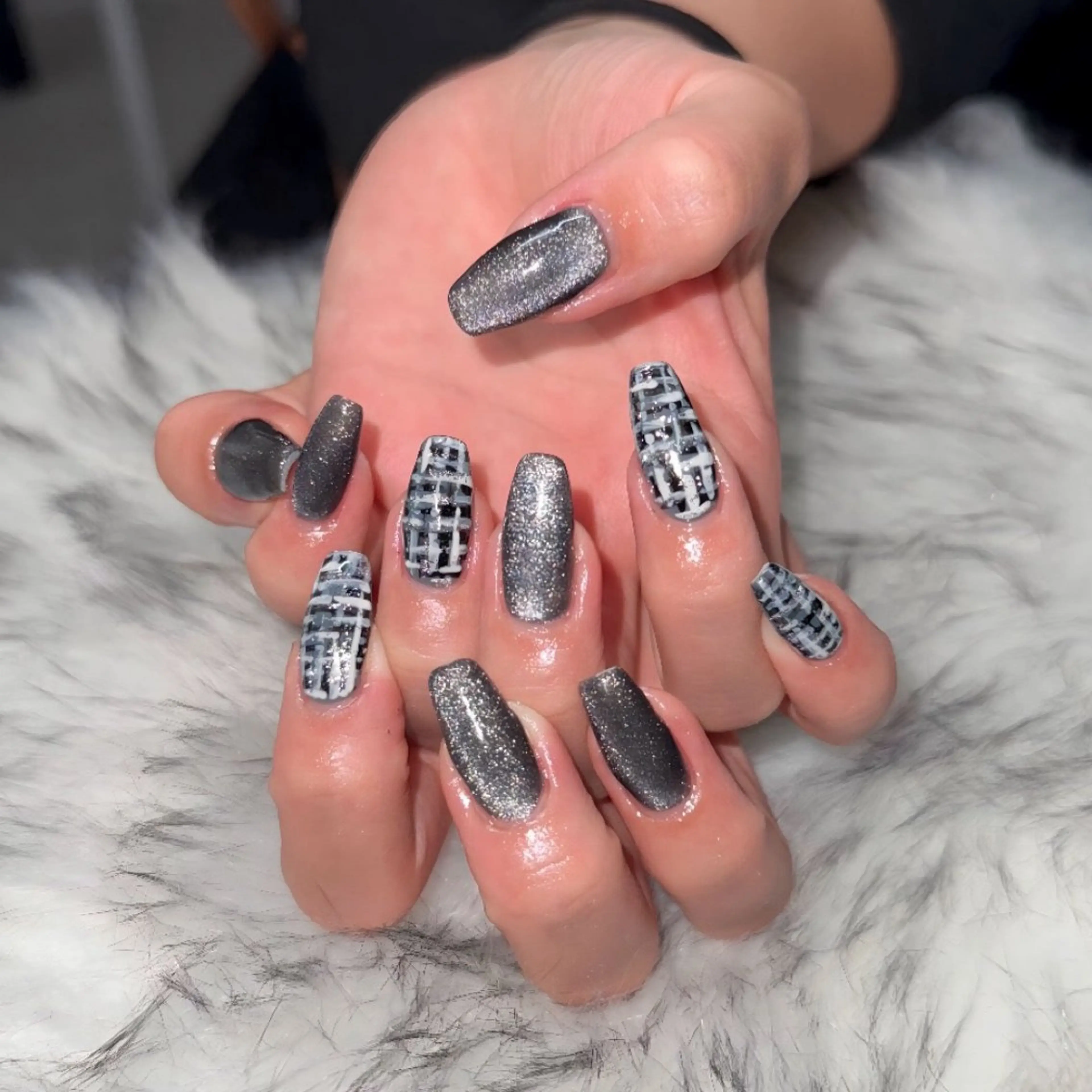 ロング ハンドネイル mao .のネイルデザイン