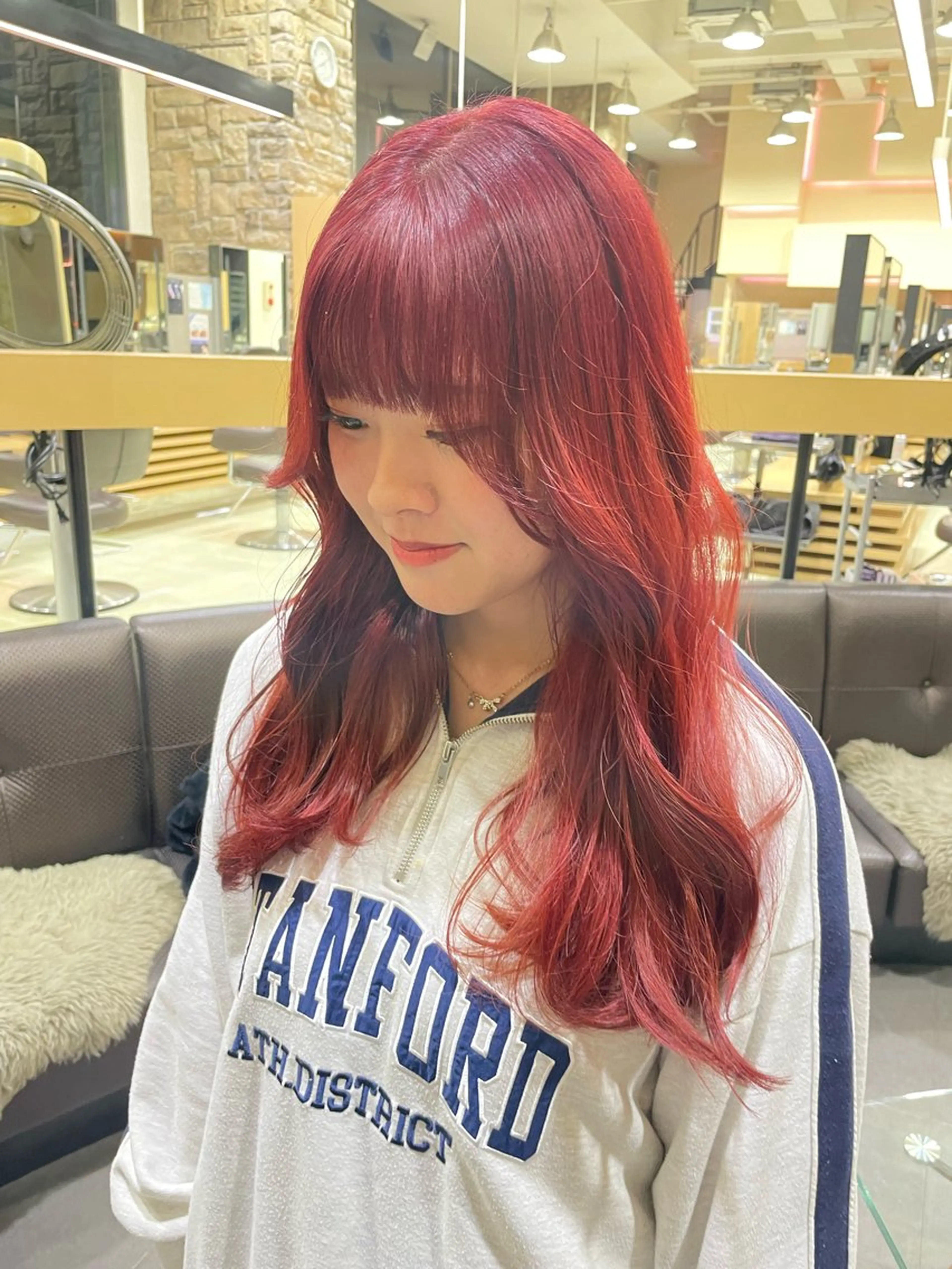 ロング レイヤー／マツエク 💋𝑨𝑵𝑵𝑨のヘアスタイル