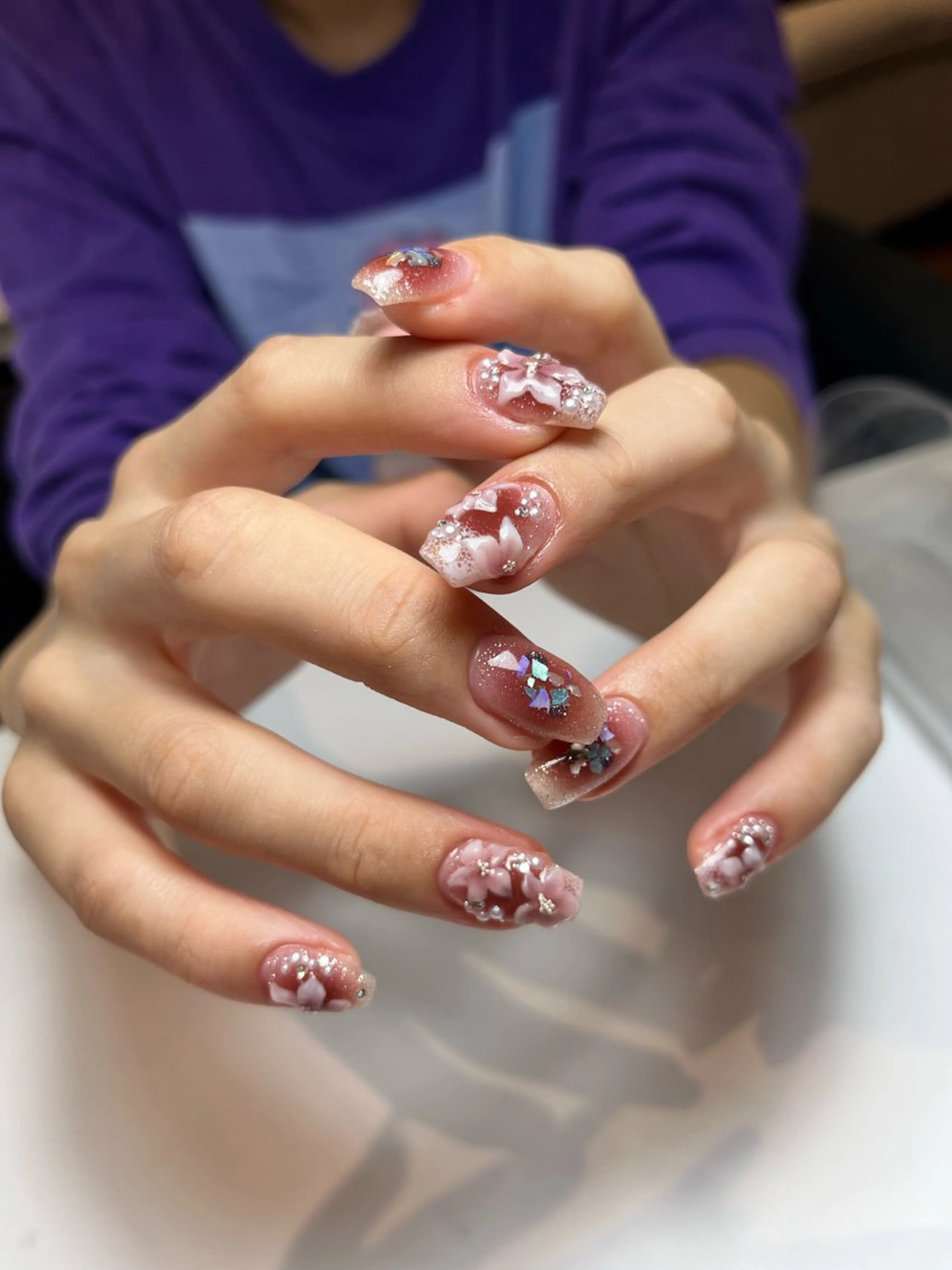 ネイル ボルドー チークネイル フラワーネイル ハンドネイル ballie／小野原 なつみのネイルデザイン