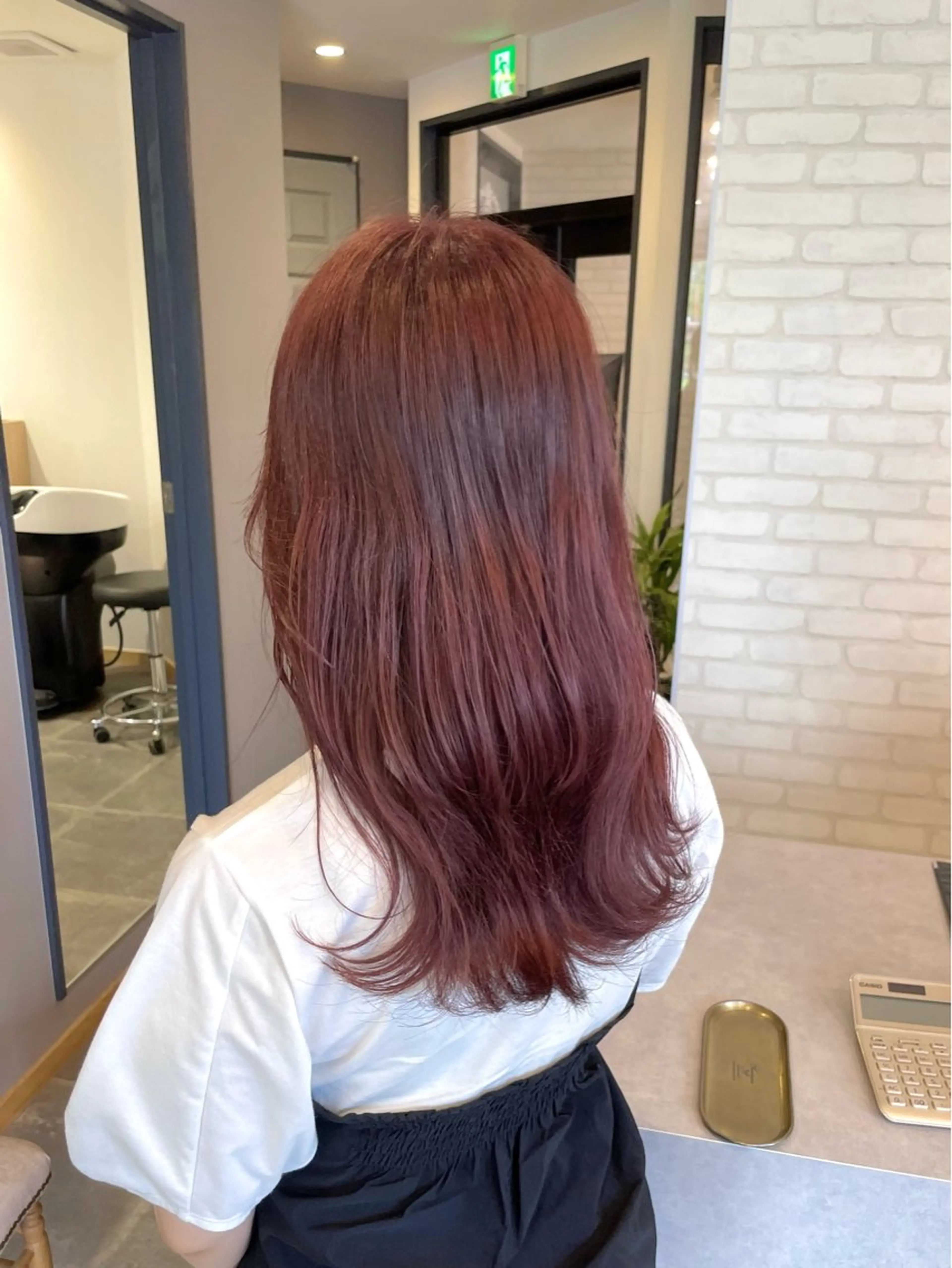 ロング カラー カット ヘアカラー トリートメント 西村 れいのヘアスタイル