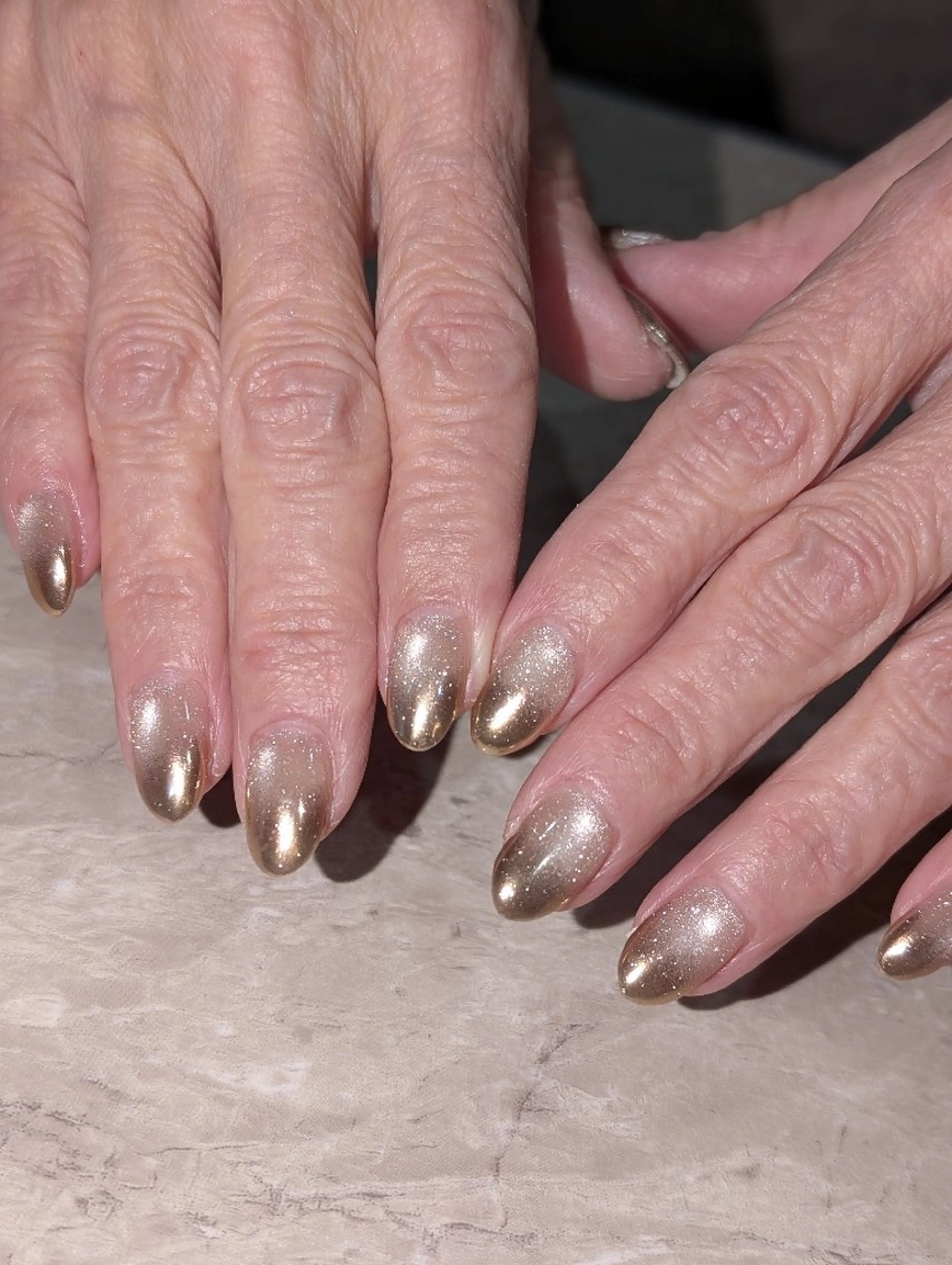 ネイル グラデーション マグネットネイル 8andyu nail♡のネイルデザイン