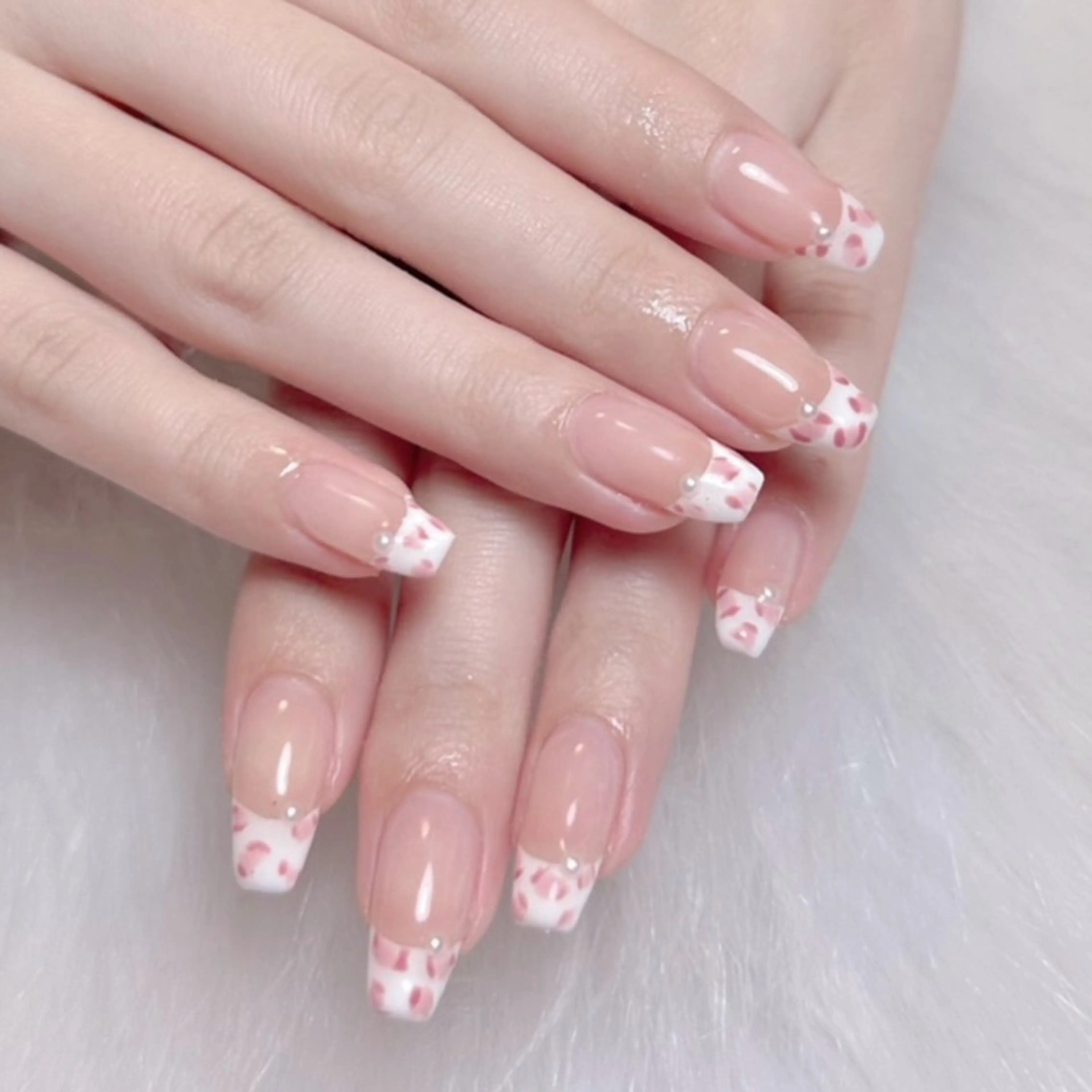 ネイル ハンドネイル Mari 🎀六月移転のネイルデザイン