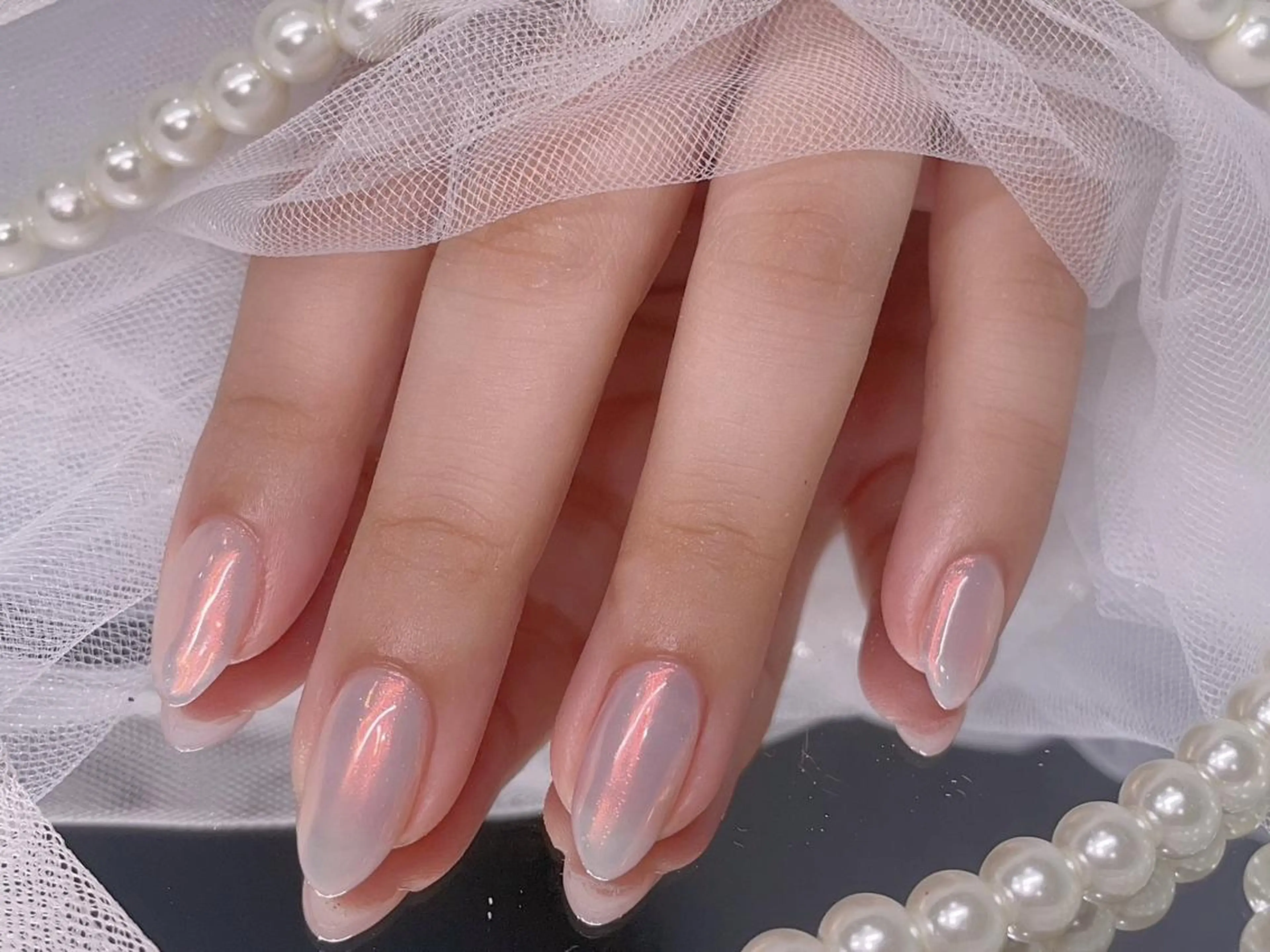 ネイル ミラーネイル ジョアアンジェ京橋店 園田 美碧のネイルデザイン