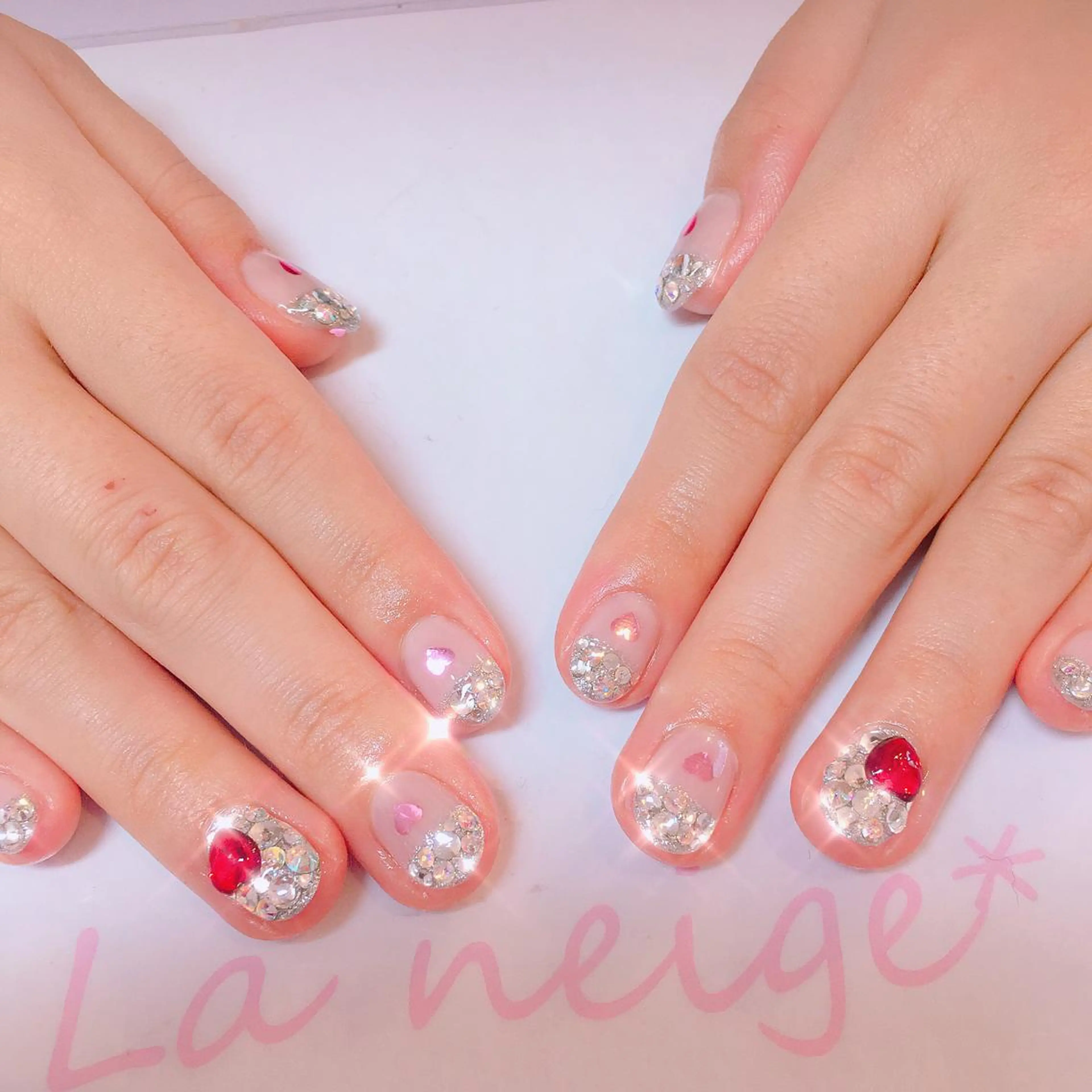 ネイル ハート La neige* yuki 🥯🍑のネイルデザイン