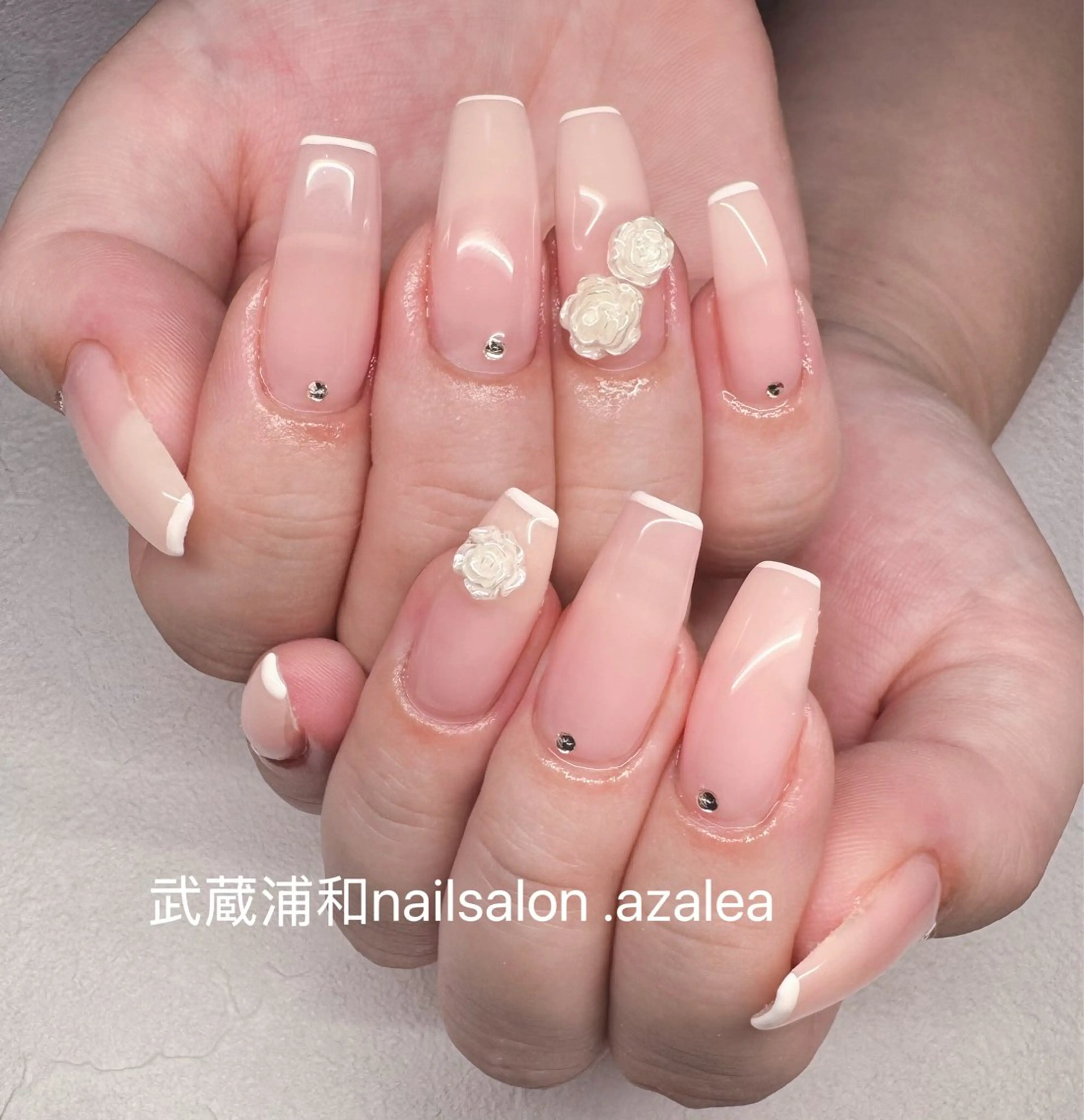 ネイル ハンドネイル R inのネイルデザイン