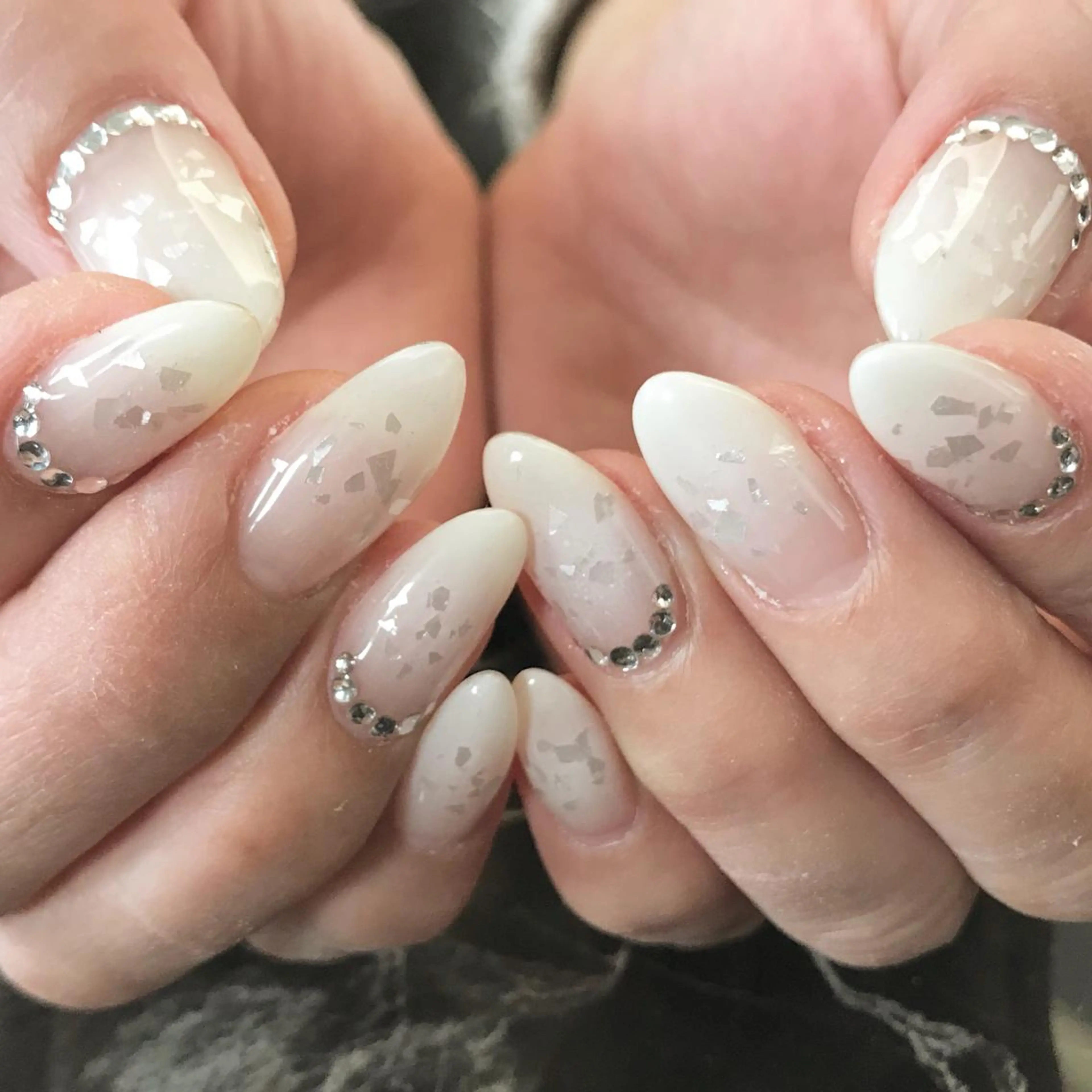 ネイル フットネイル グラデーション シンプルネイル 春ネイル ストーンネイル ネイル フフラ所属・nail fufla ♡yamane♡のネイルデザイン