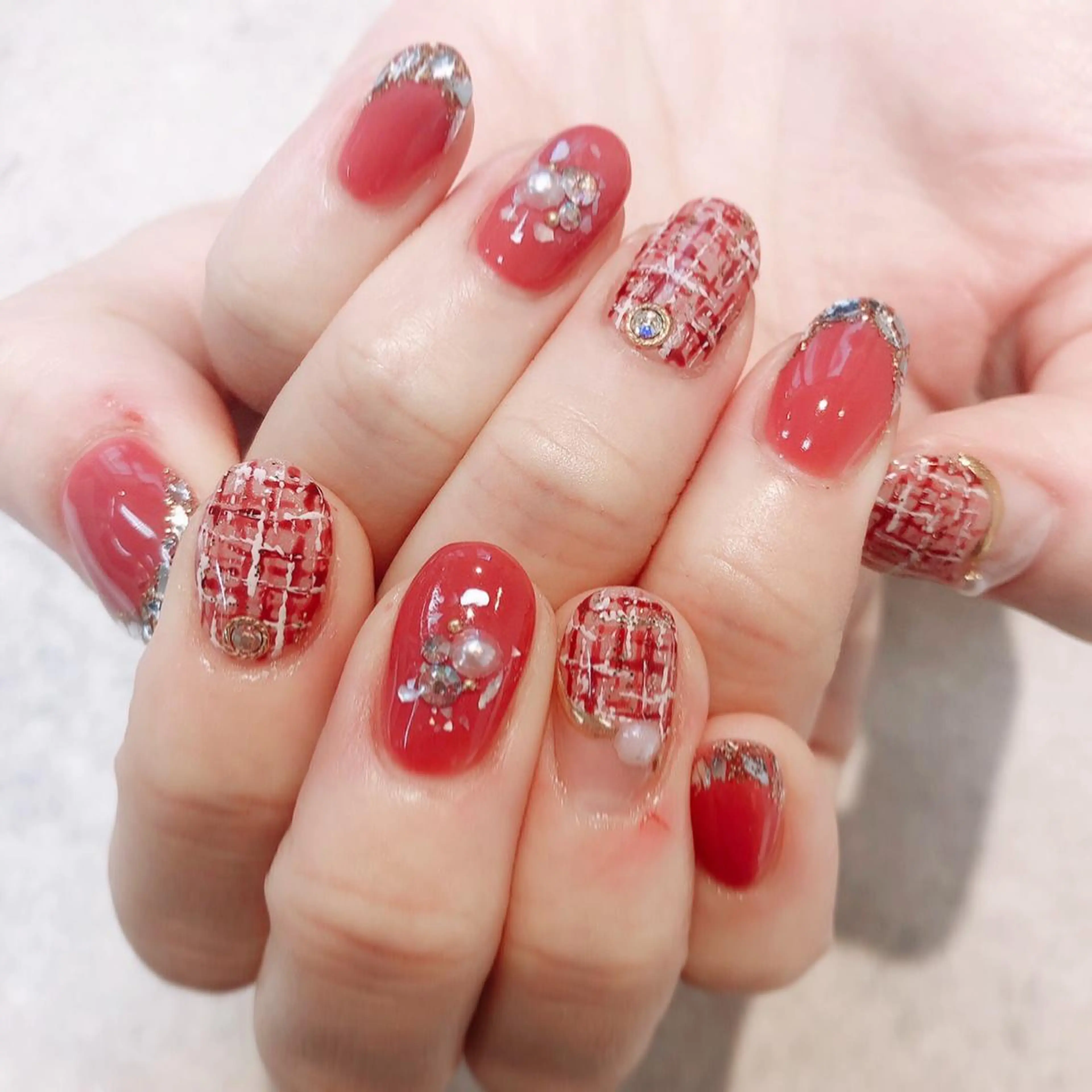 ネイル 赤色 ツイードネイル ハンドネイル ハンドケア FASTNAIL PLUS 新宿店のネイルデザイン