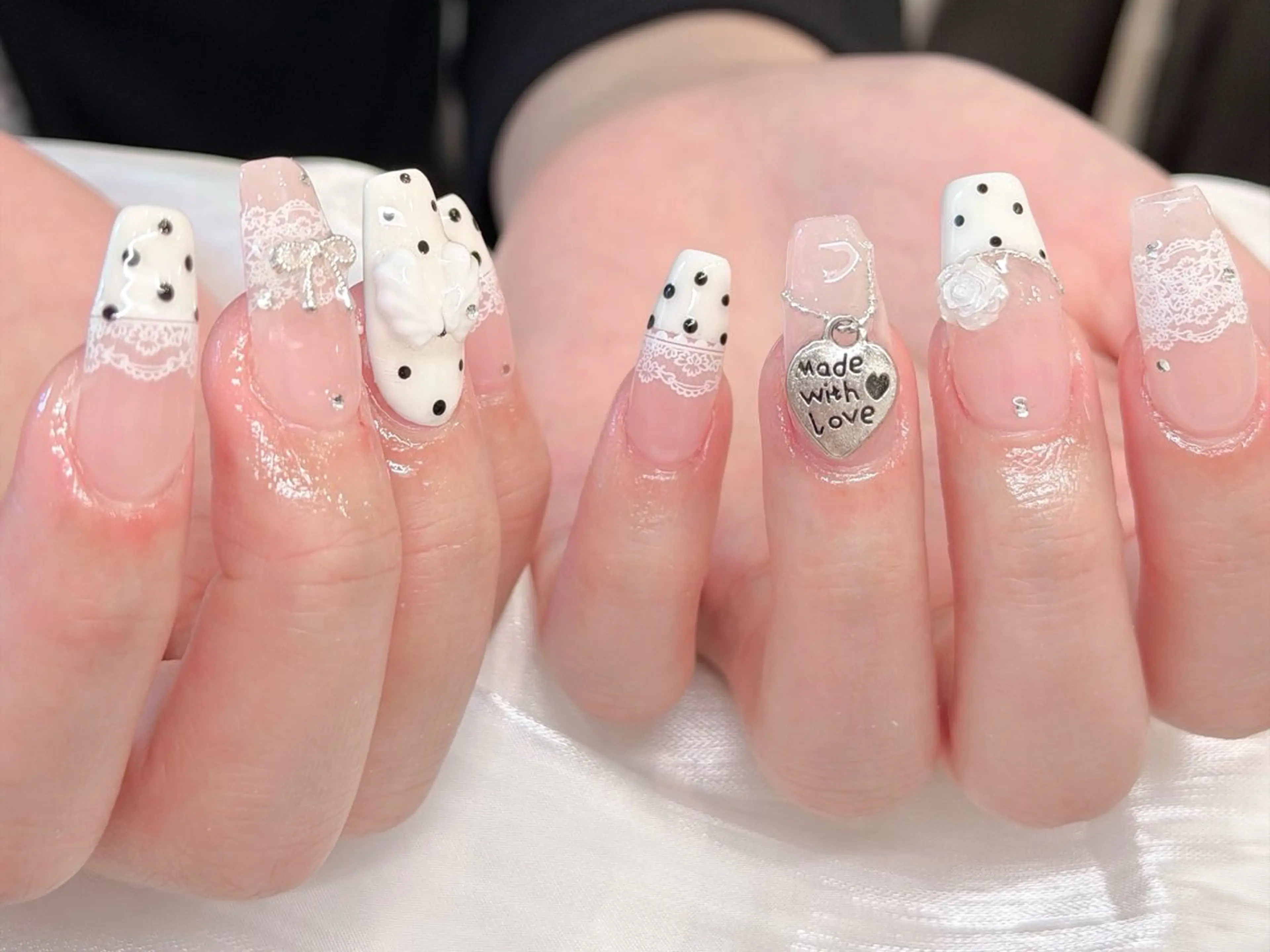 ネイル ジェルネイル 韓国ネイル ロングネイル 持ち込み パラジェル ハンドネイル Luci Nailのネイルデザイン