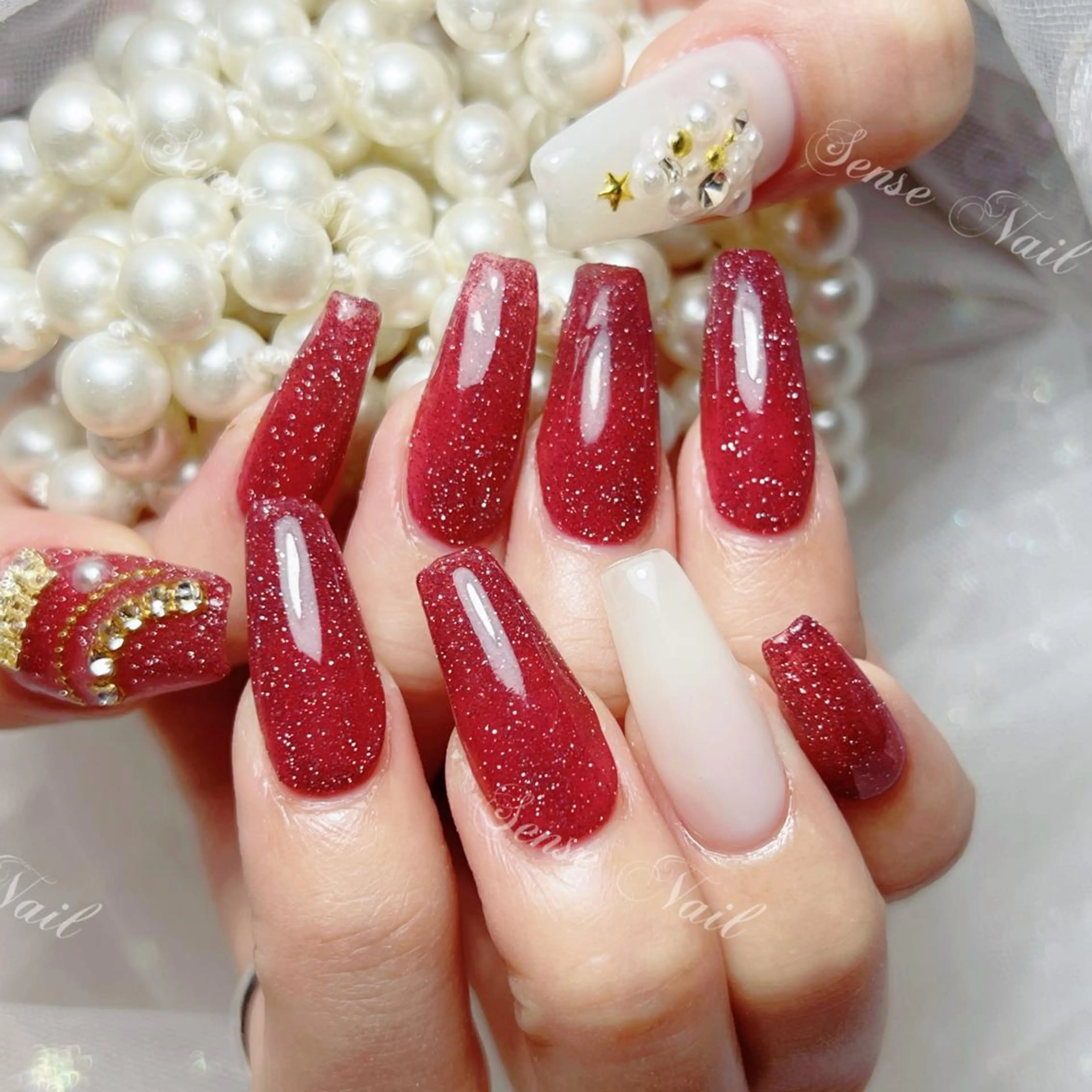 ネイル Kurieitibu 🍬Byu~tīのネイルデザイン