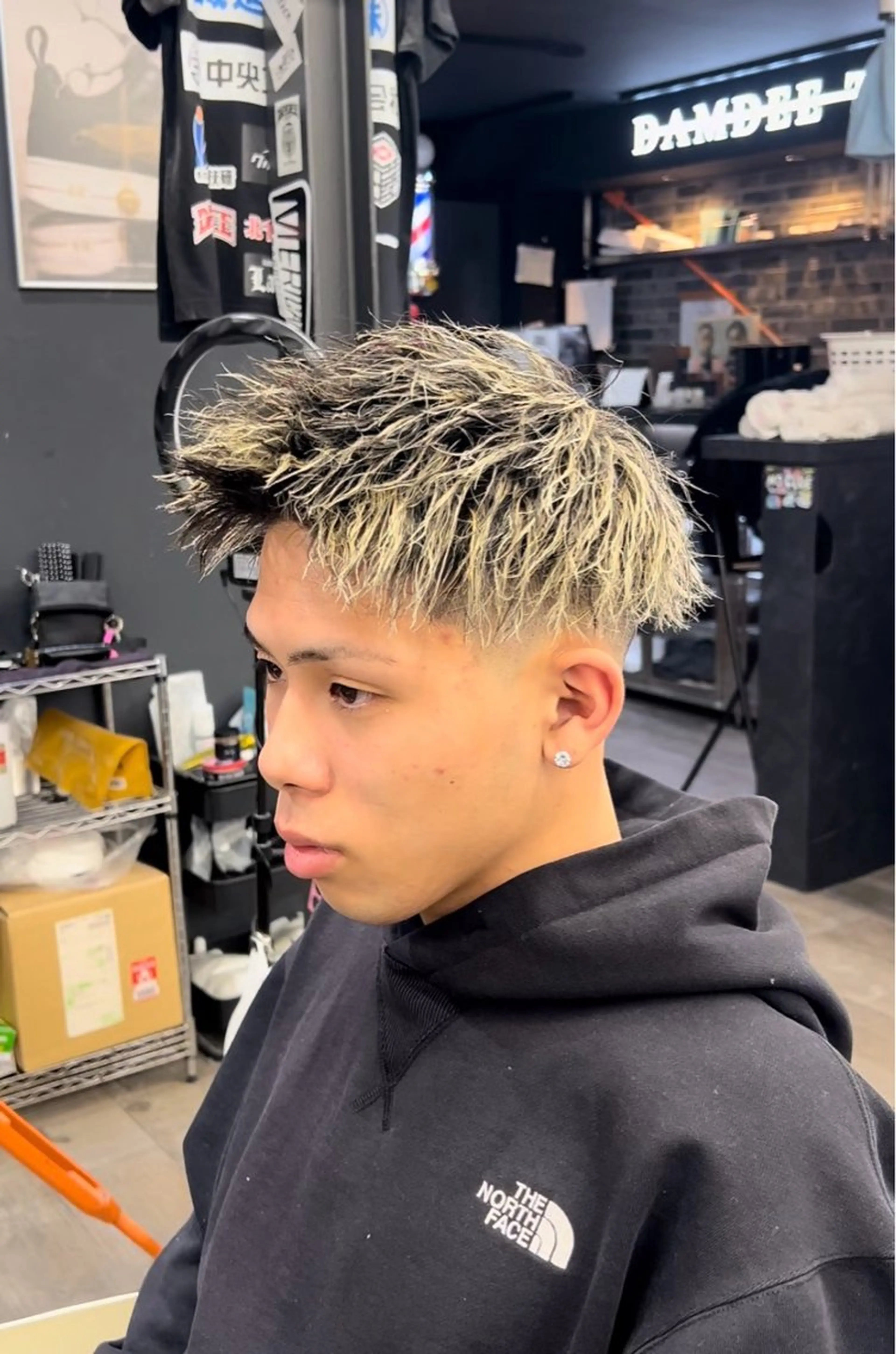 カラー メンズ メンズメッシュ メッシュ damdee tokyo北千住店所属・TSUNE 【メンズ･北千住】のヘアスタイル