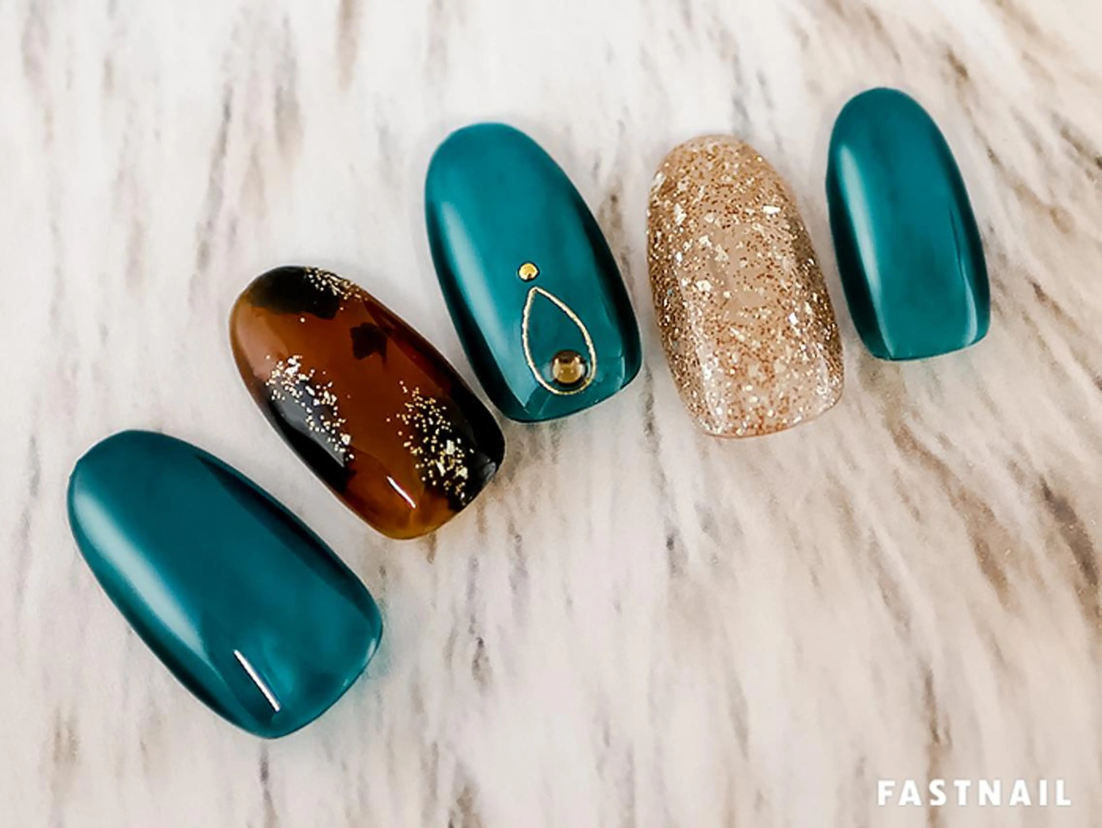 ネイル 冬ネイル ファストネイル　ロコ 志免のネイルデザイン