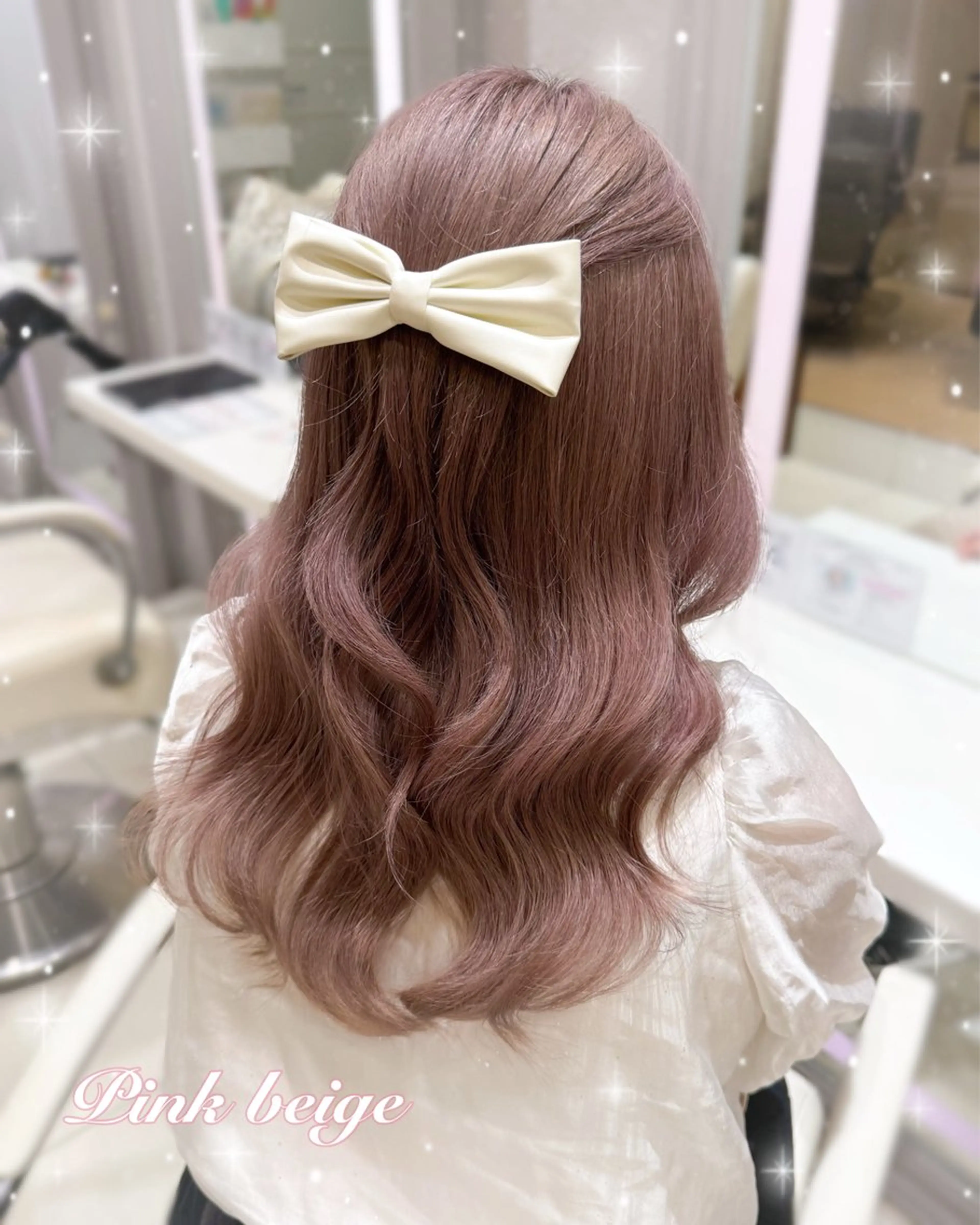 セミロング カラー ベージュカラー ピンクカラー ピンクベージュ ヘアカラー Beleza scelto所属・原宿/ハイトーン/ みずは🎀のヘアスタイル