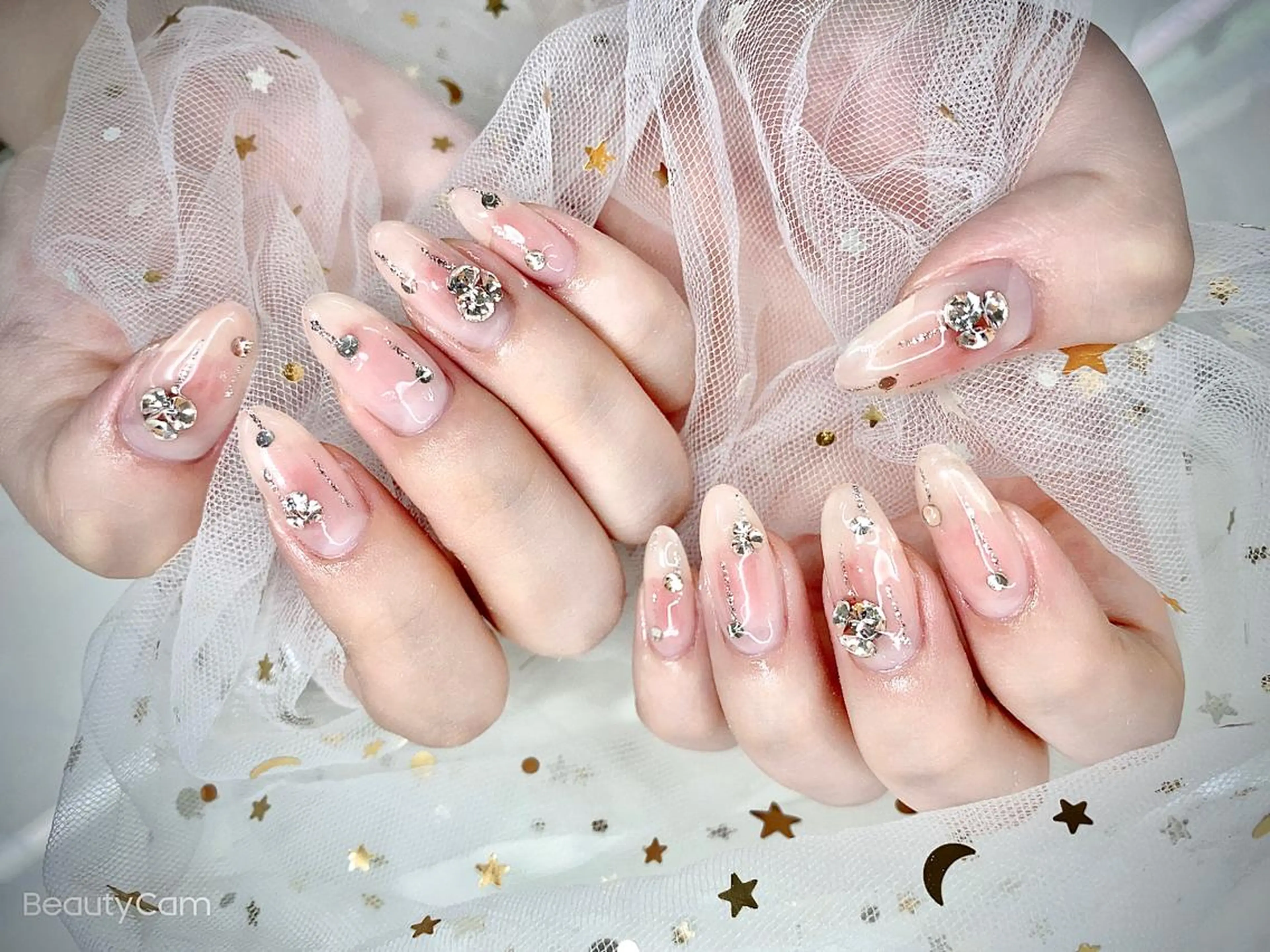 ネイル I-nailロング /ワンホン/キラキラのネイルデザイン