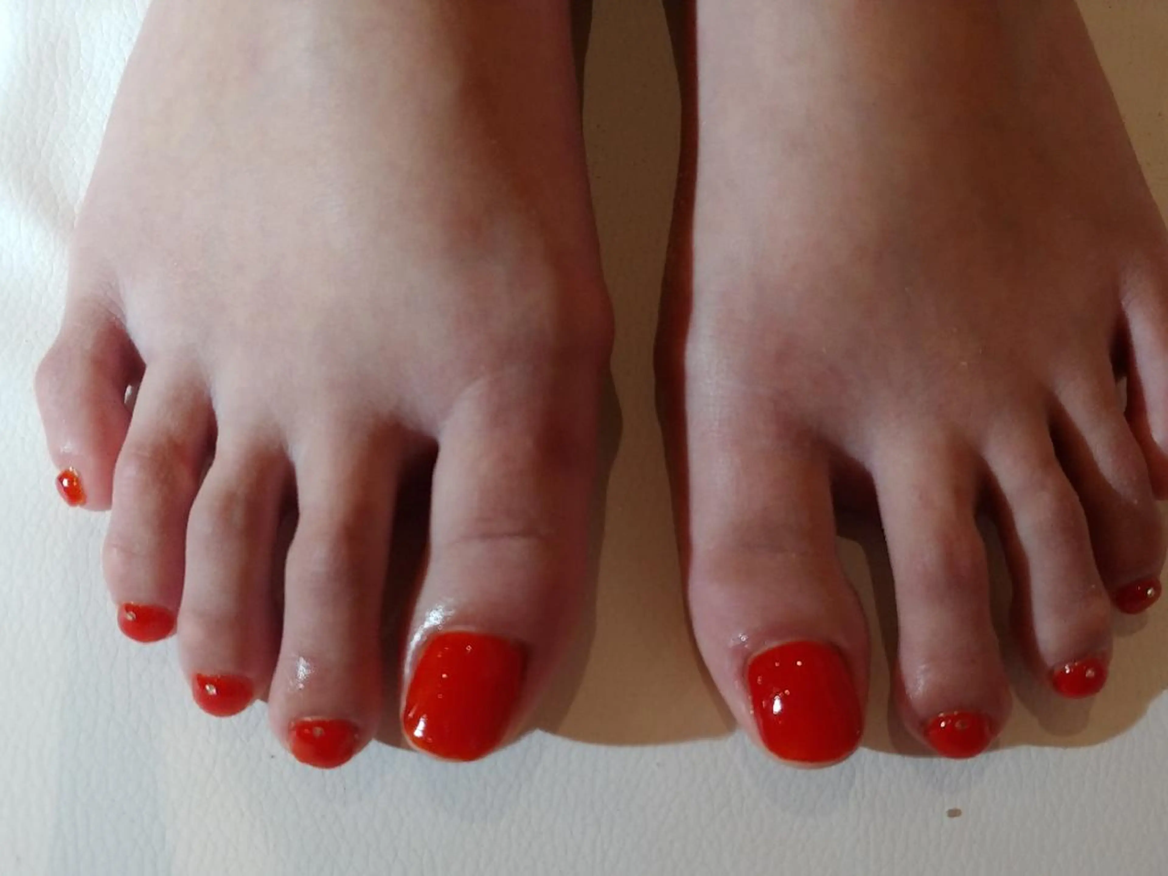 ネイル フットネイル ワンカラーネイル nail salon lux所属・ネイリスト yukaのネイルデザイン