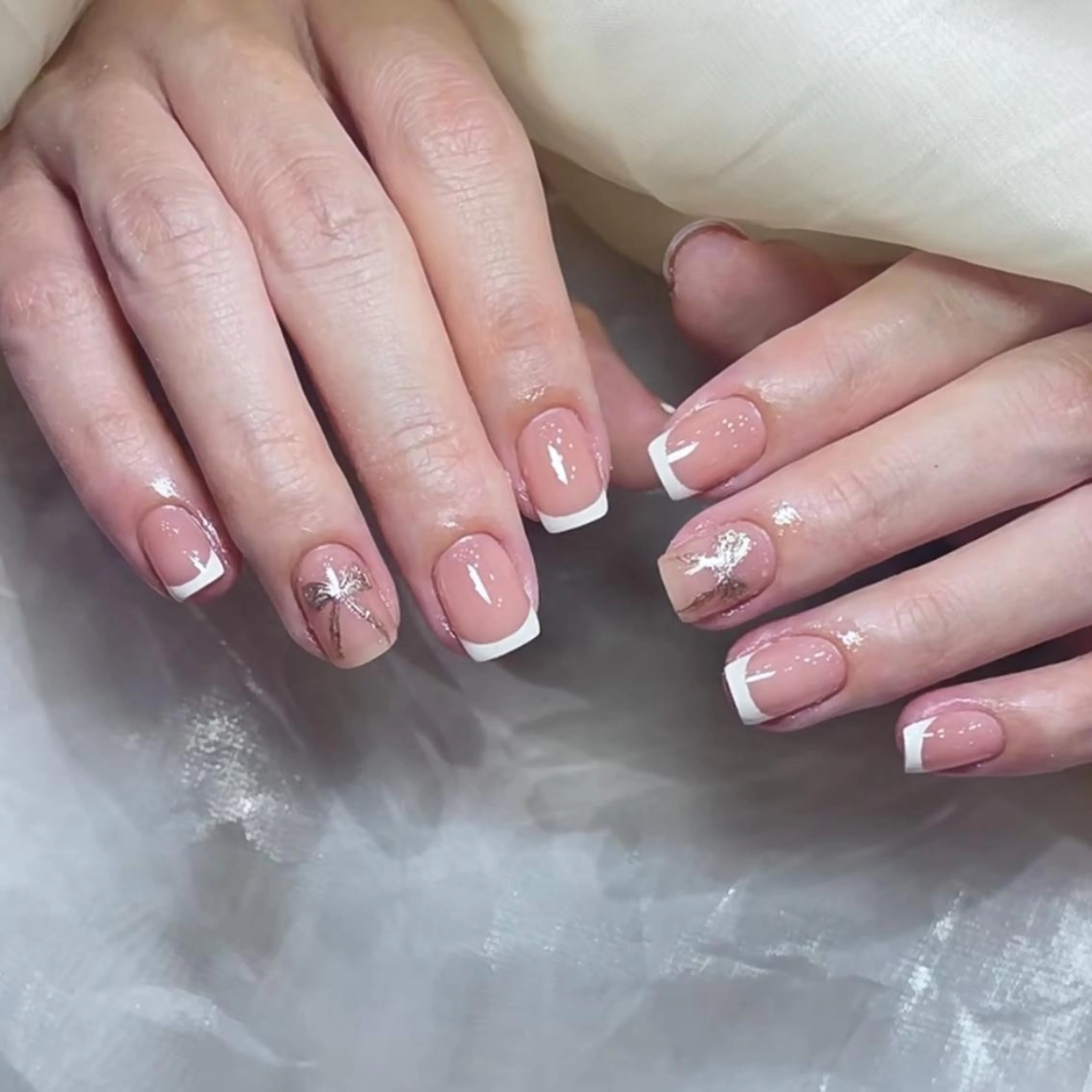 ネイル RAFFINE haru🦋🩵のネイルデザイン