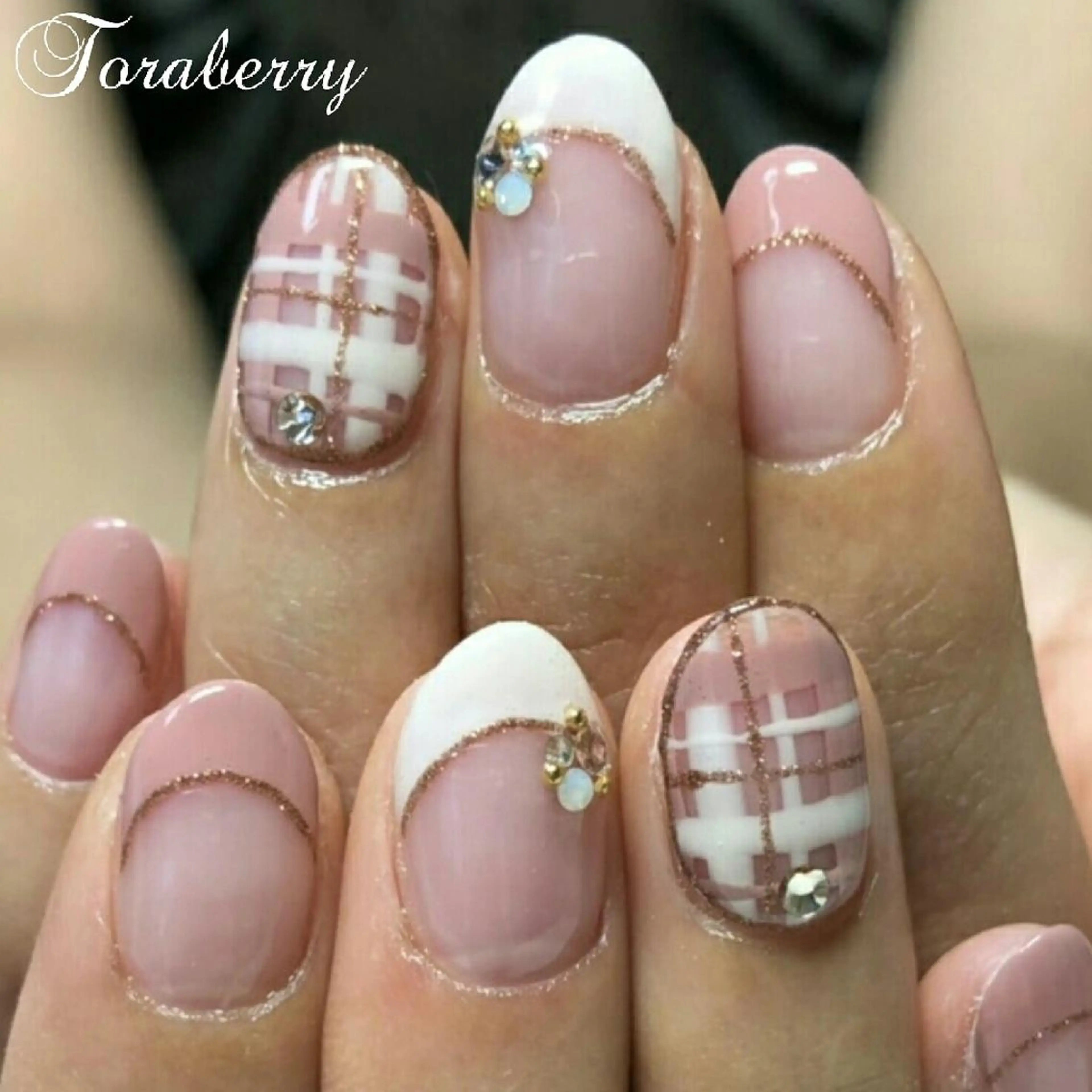 ネイル ハンドネイル ネイリスト なつみのネイルデザイン