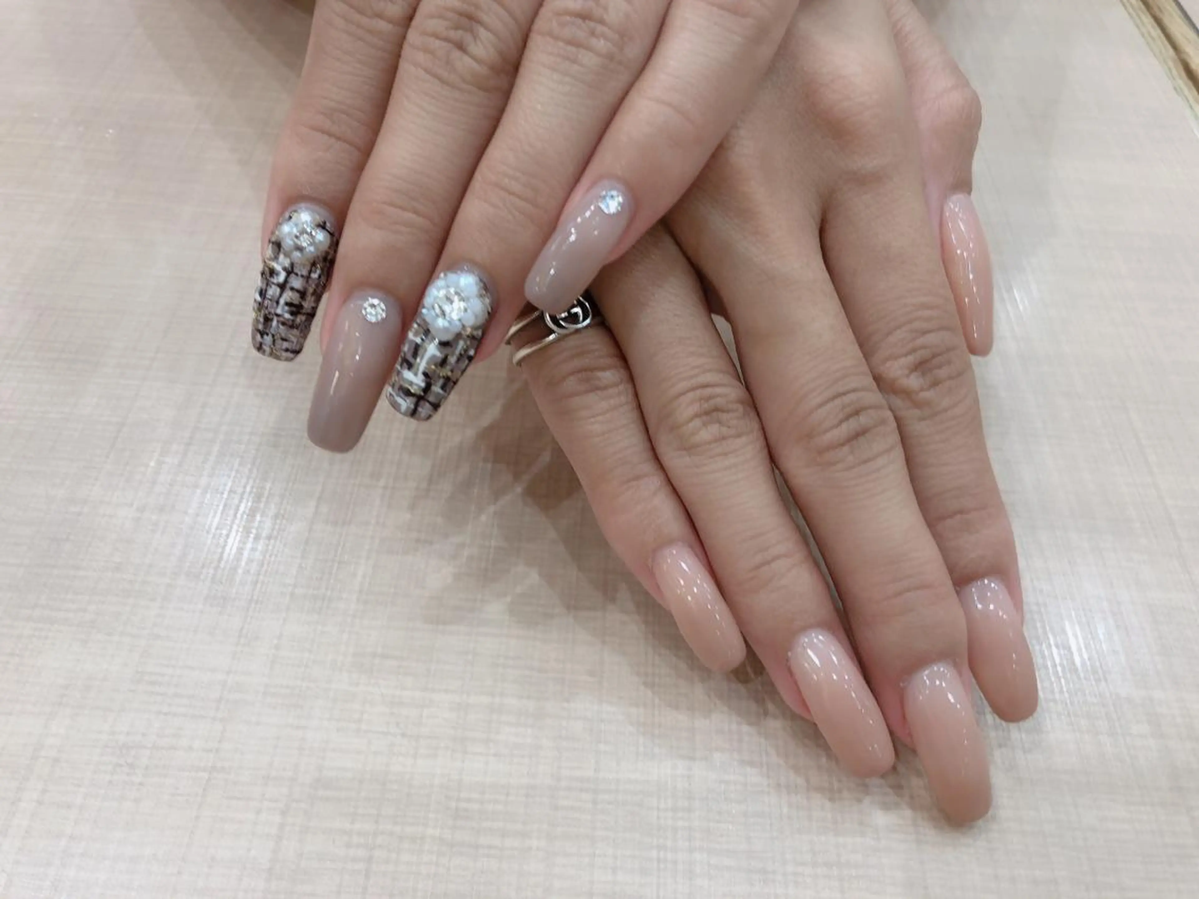 ネイル L'ea  Rose レア・ローズのネイルデザイン