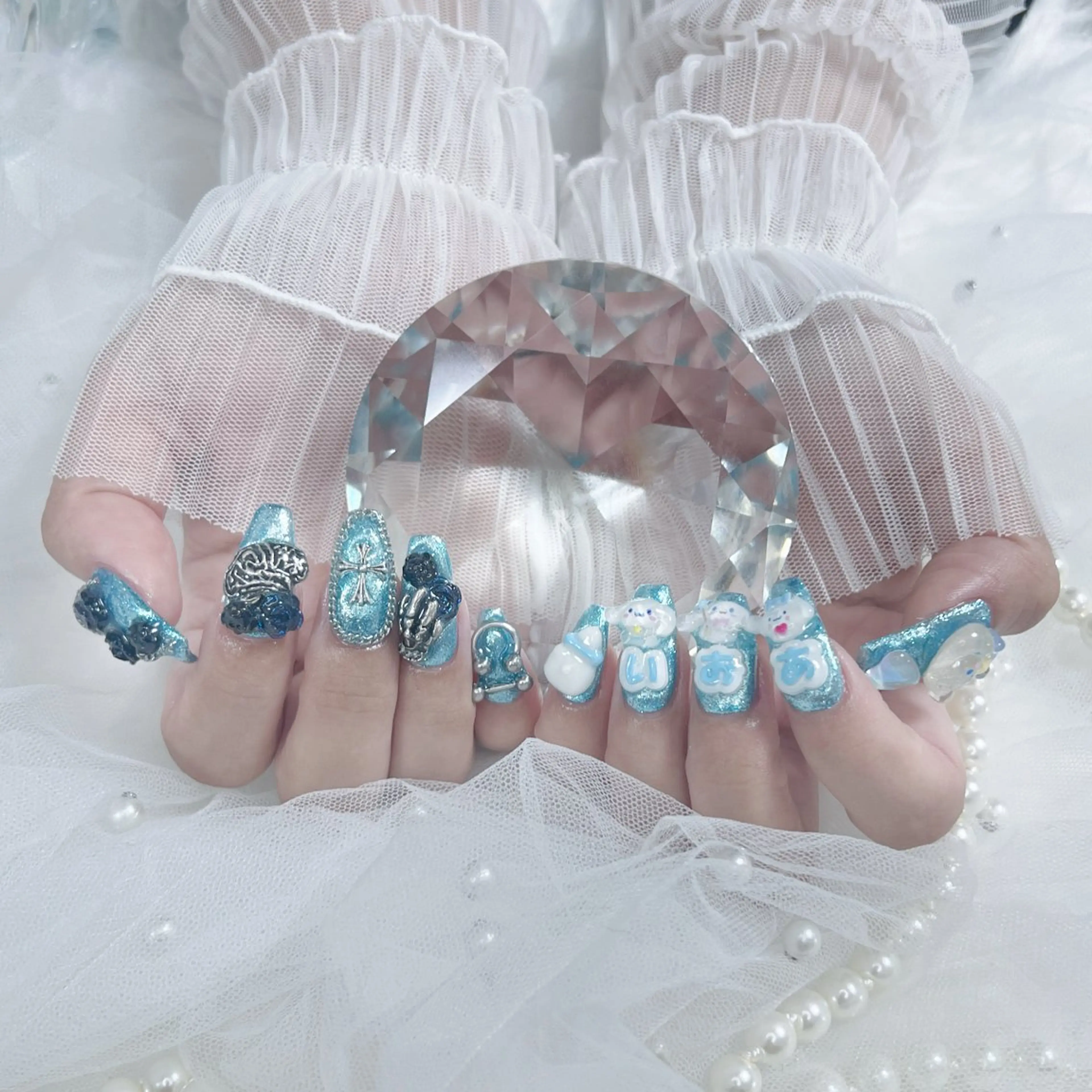 ネイル ハンドネイル 𝐑𝐢𝐦𝐮𝐚 𝐍𝐚𝐢𝐥のネイルデザイン