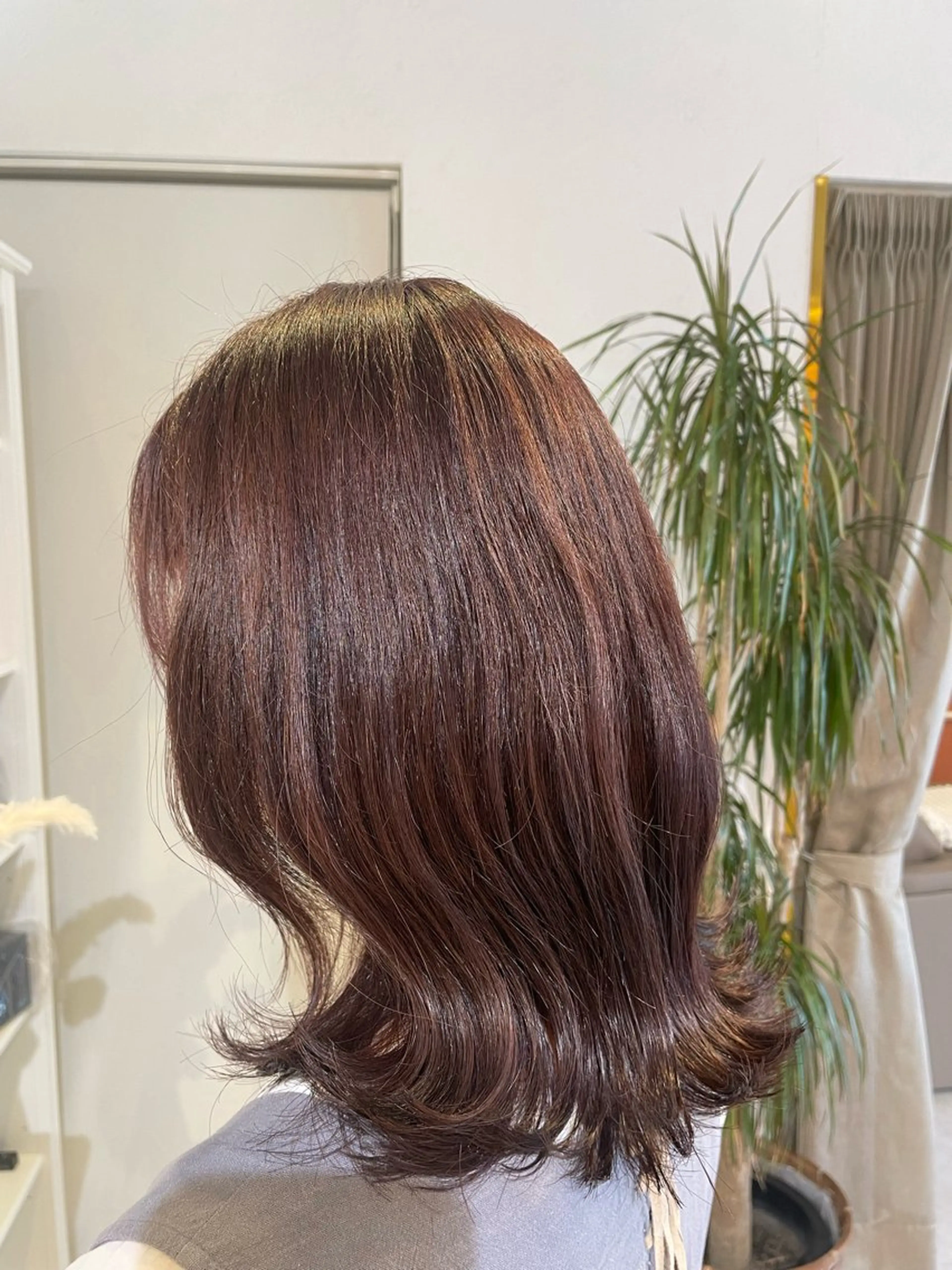 ミディアム カラー ピンクカラー ヘアカラー 和田 真依のヘアスタイル