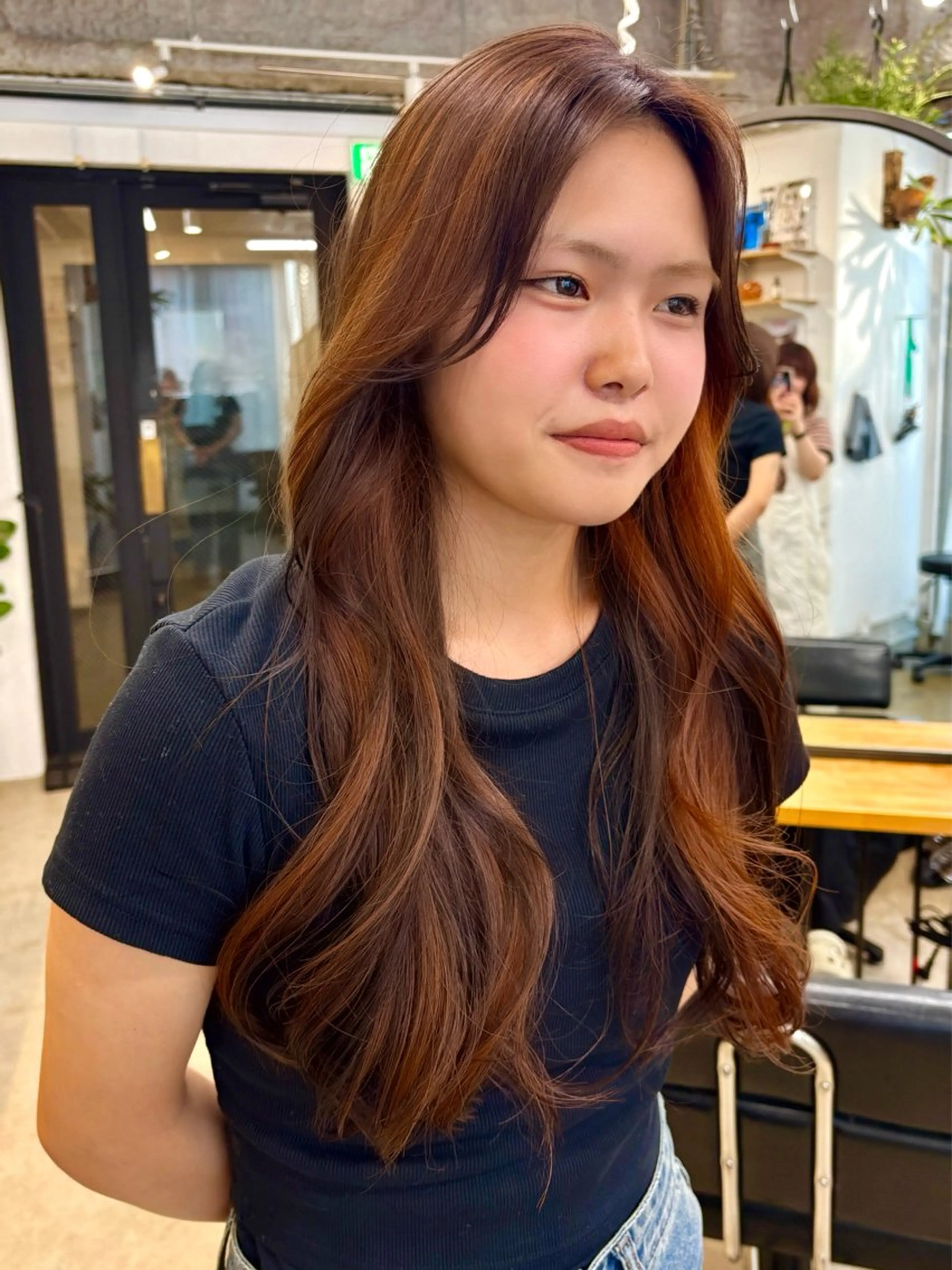 ロング カラー ベージュカラー ブリーチ ボルドーカラー ブラウンカラー カシス ヘアカラー トリートメント 暖色カラー/天神/ ヘイマサクラのヘアスタイル