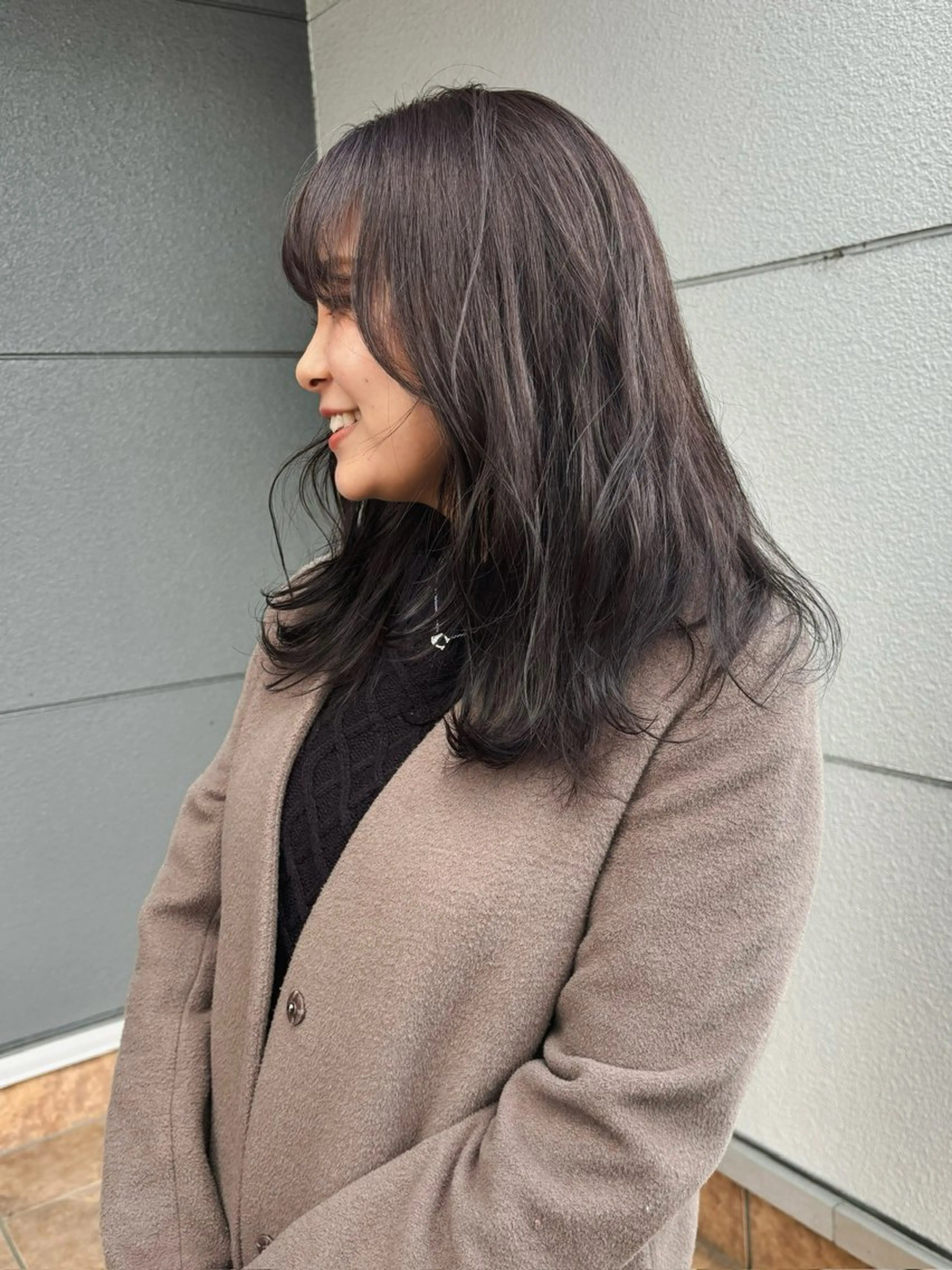 ミディアム カット ヘアカラー トリートメント yuma/ブリーチ なし/暖色カラーのヘアスタイル