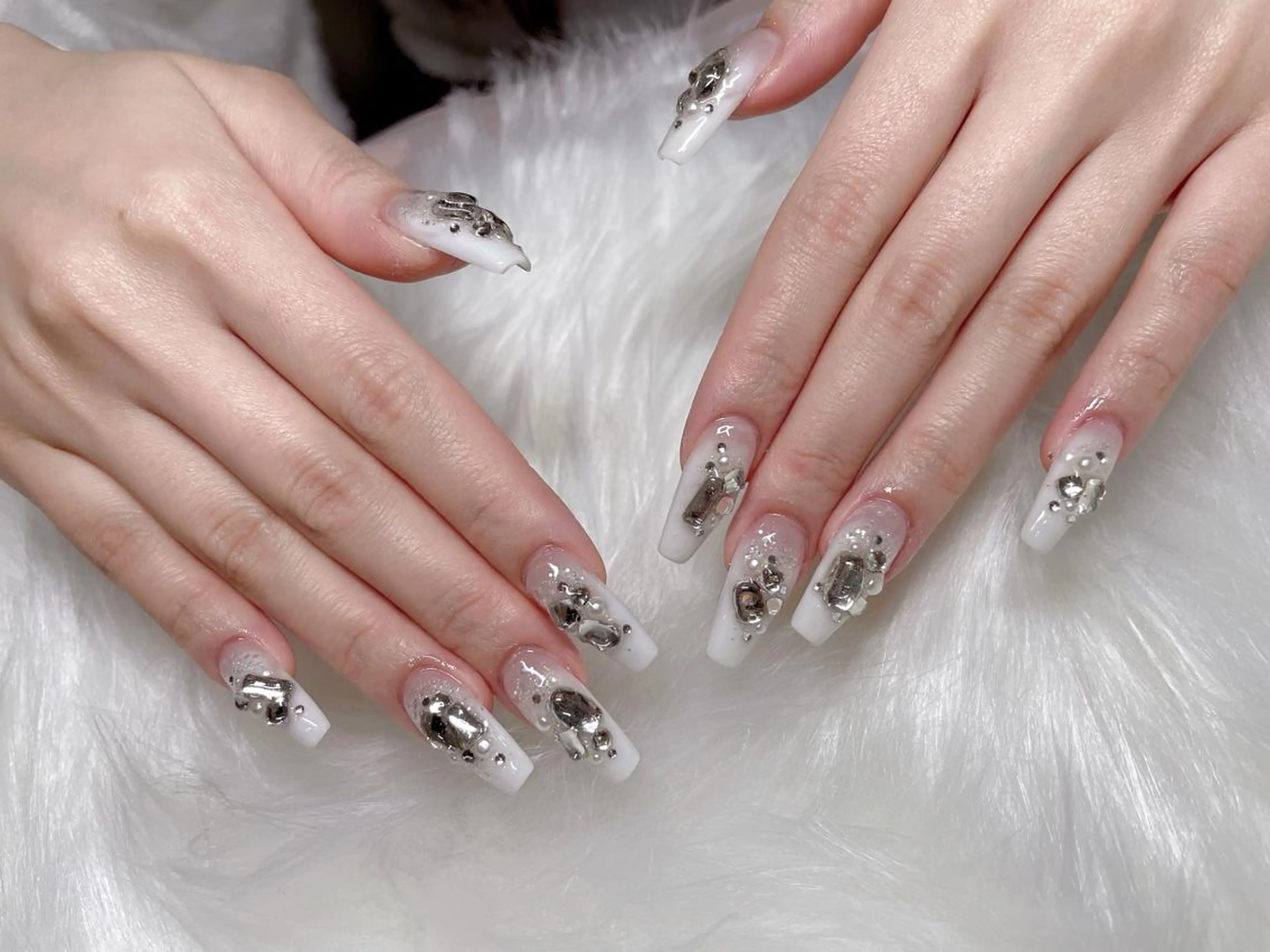 セミロング ネイル ハンドネイル 《LB》ラブリエ Nail&eyeのマツエク・マツパデザイン