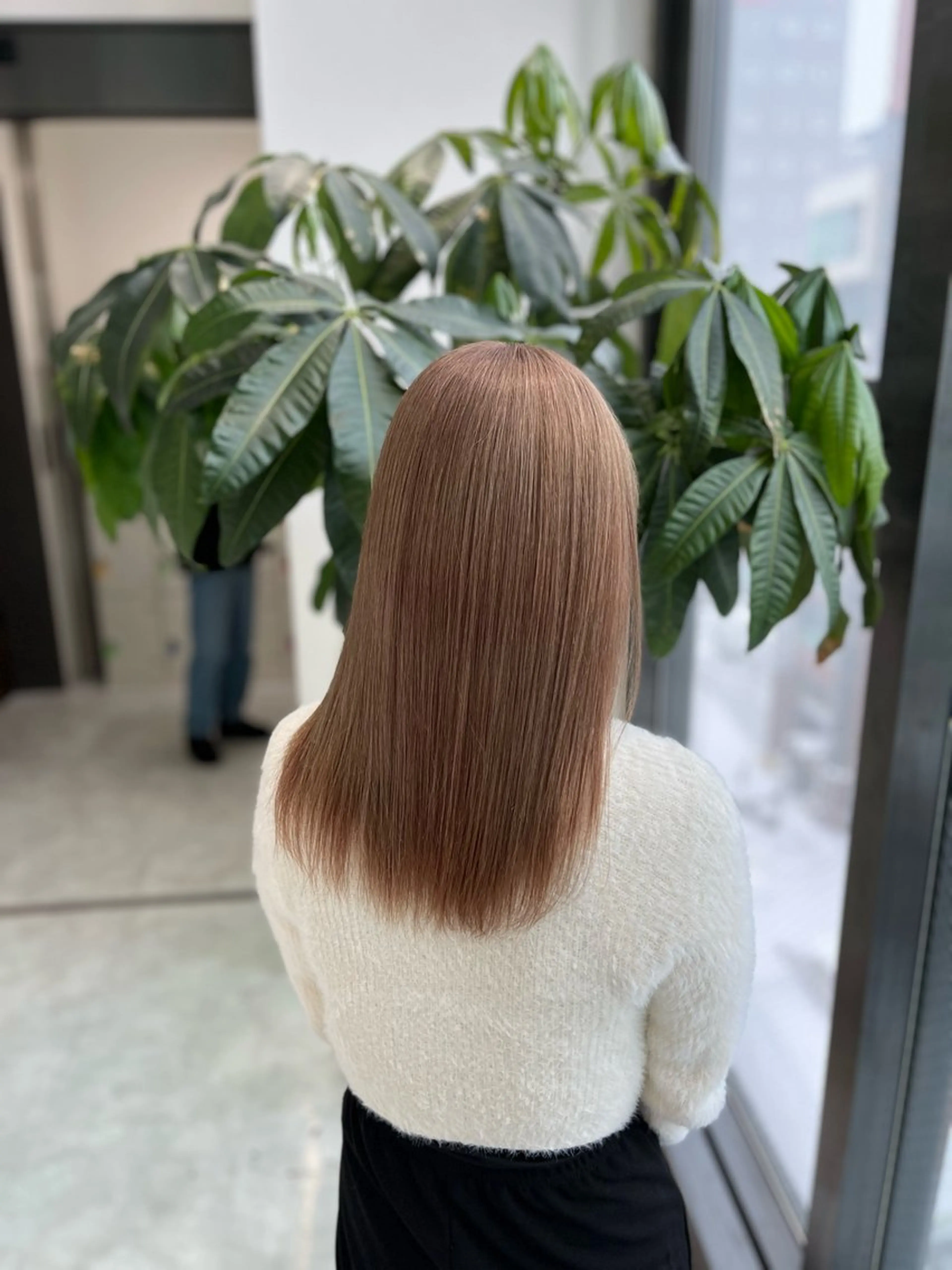 カラー ベージュ・グレー ジュ達人KOJIROのヘアスタイル