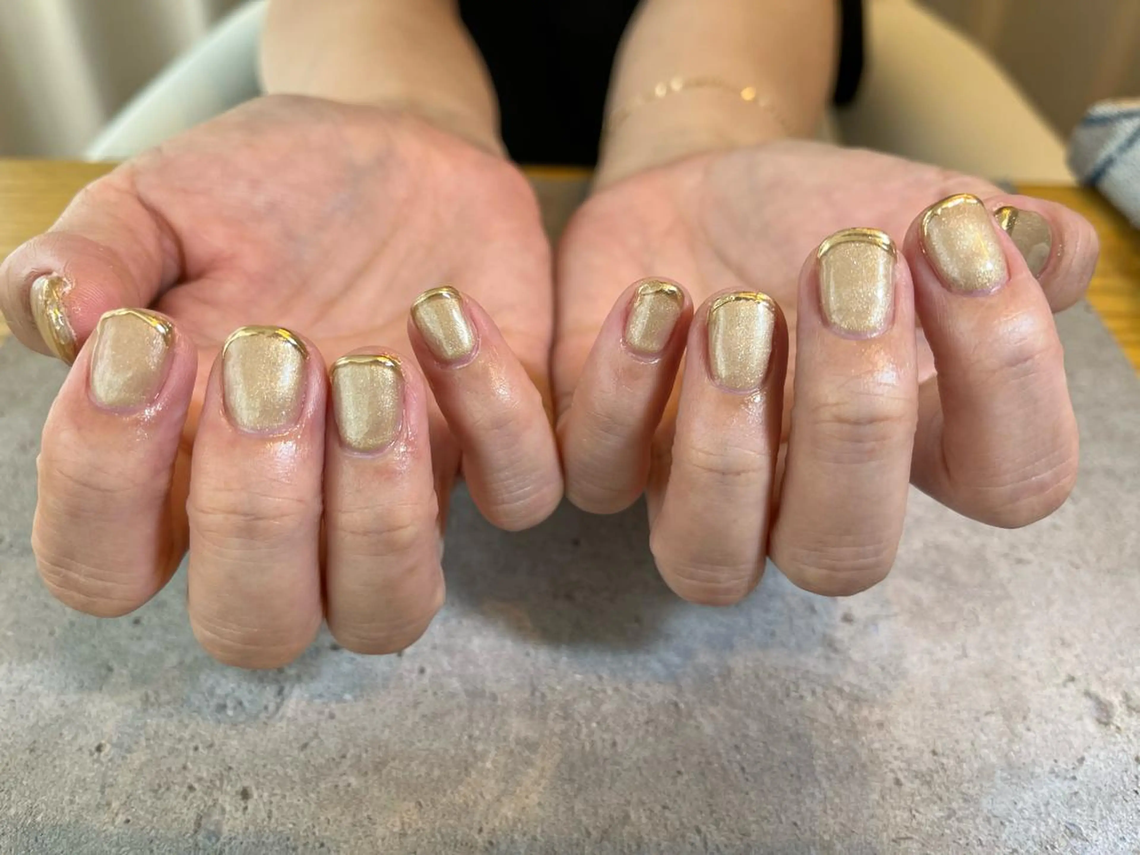 ネイル フレンチネイル ミラーネイル ハンドネイル ビューティーサロン プチフルールのネイルデザイン