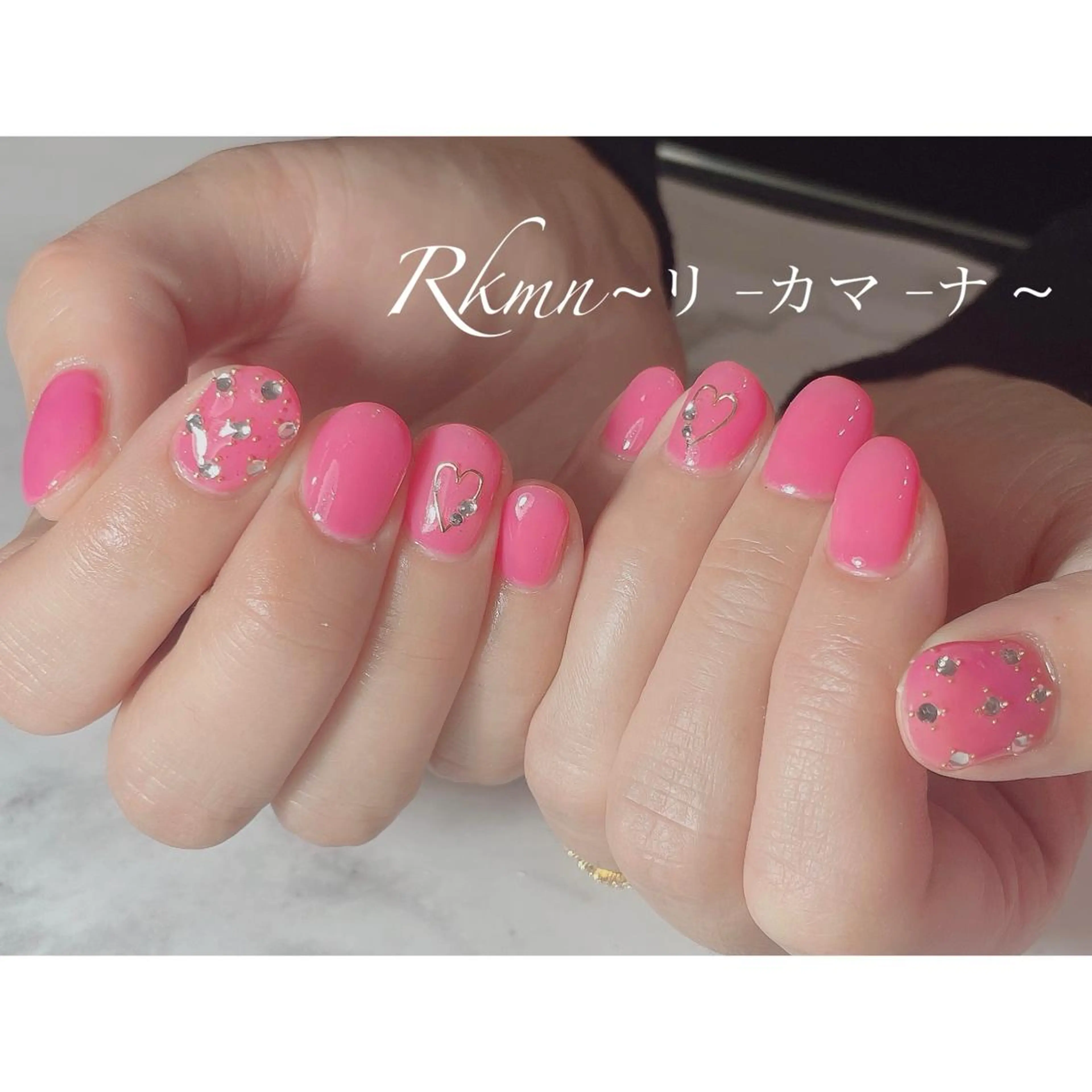 ネイル アートネイル ハート ピンク 春ネイル ストーンネイル ハンドネイル フットネイル ハンドケア Rkmn ~リ-カマ-ナ~のネイルデザイン