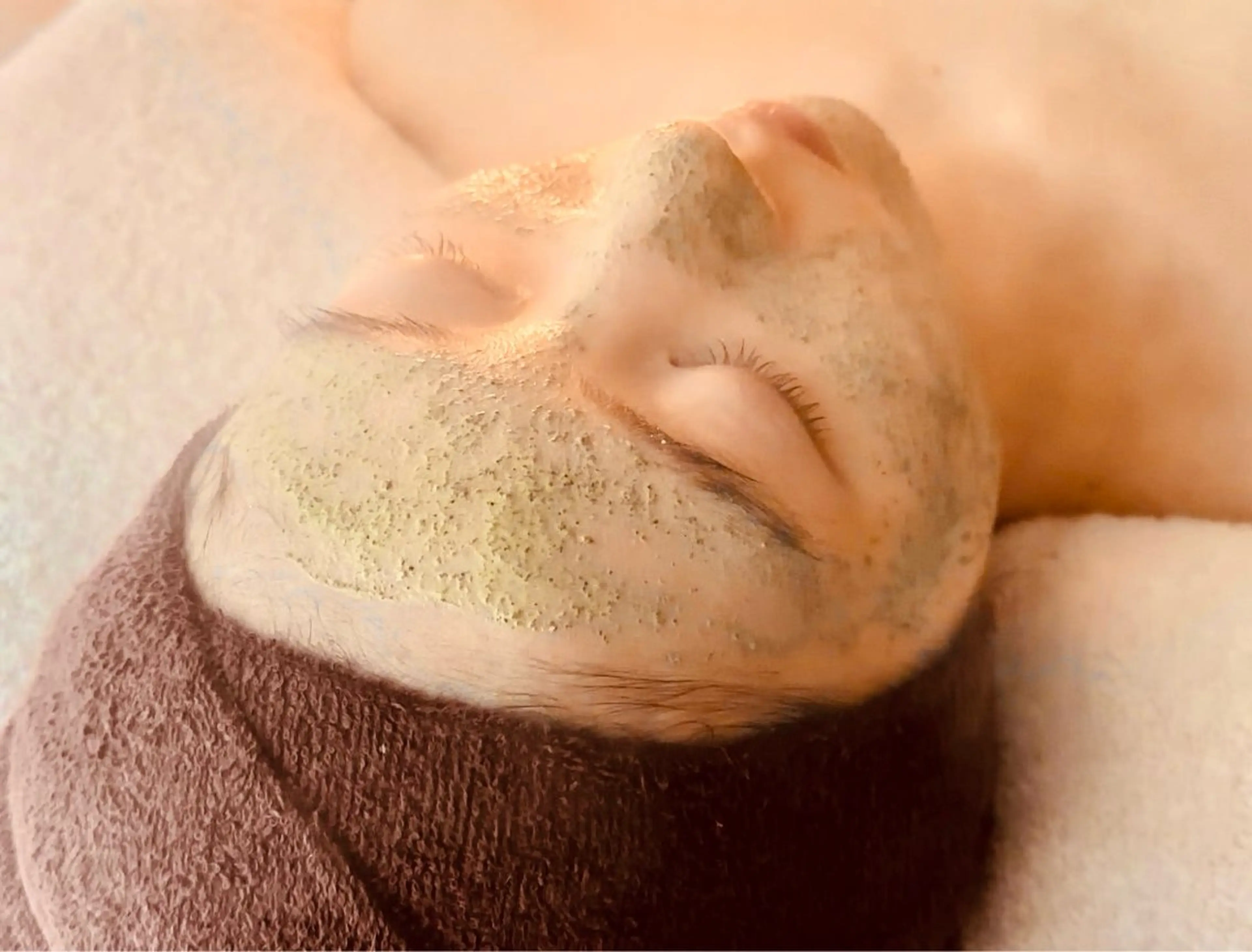 人気✨ダウンタイムなし ハーブピーリング🌱毛穴ケア＆肌あれ抑えて透明感あがる♡敏感肌アトピー性皮膚炎の方も可🫧の写真